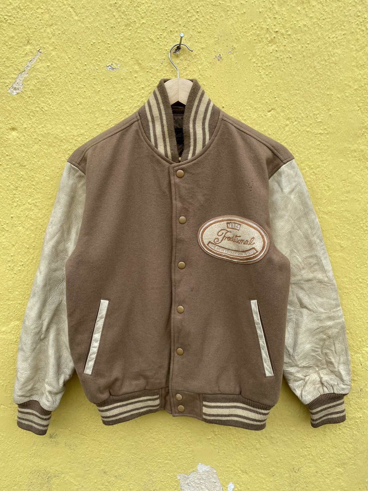 Vintage Vintage traditional embroidery varsity jacket Size US M / EU 48-50 / 2 - 5 Thumbnail