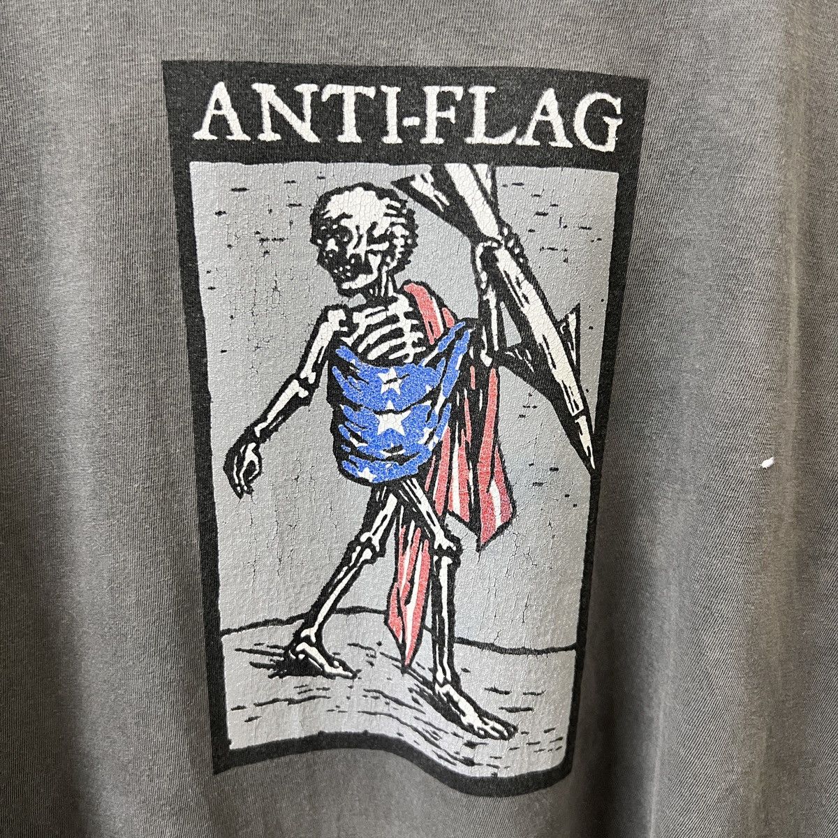 Band Tees VTG ANTI FLAG Size US M / EU 48-50 / 2 - 3 Thumbnail