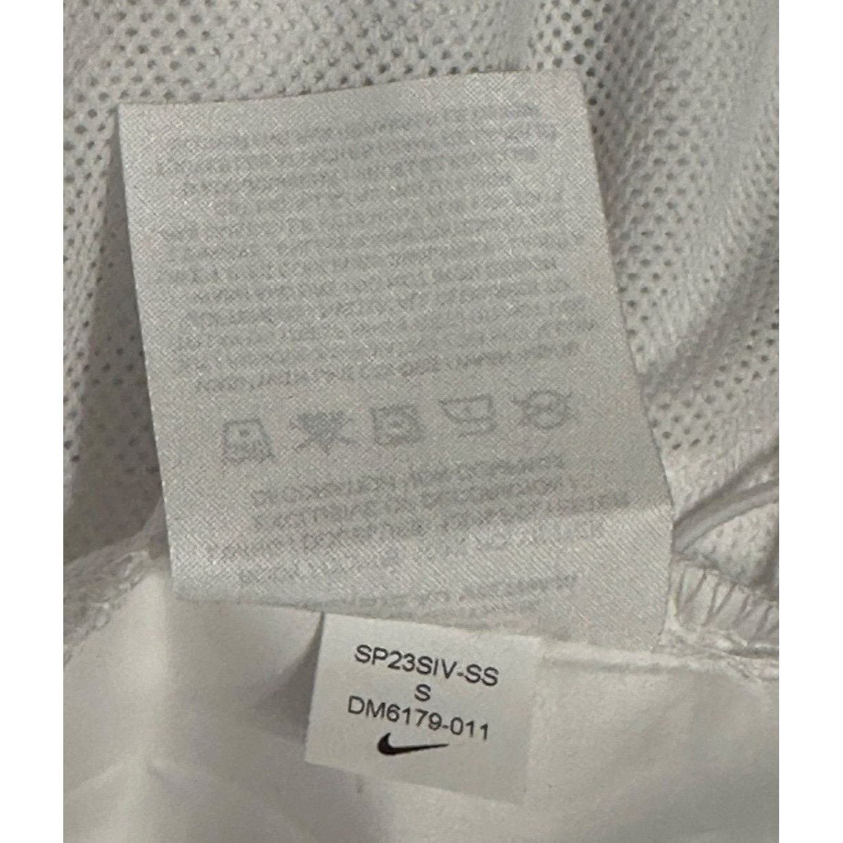 Nike Nike Running Repel Reflective Jacket DM6179-011 Black White Size S / US 4 / IT 40 - 12 Thumbnail