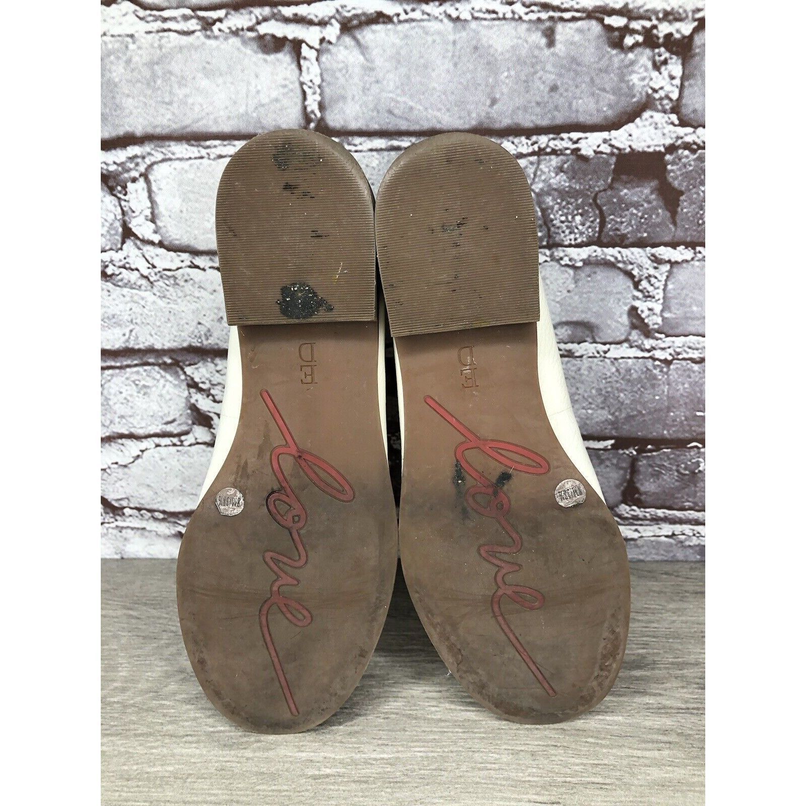 Other Ellen Degeneres ED Laddie White Leather Heart Loafers Shoes Size US 8 / IT 38 - 8 Thumbnail