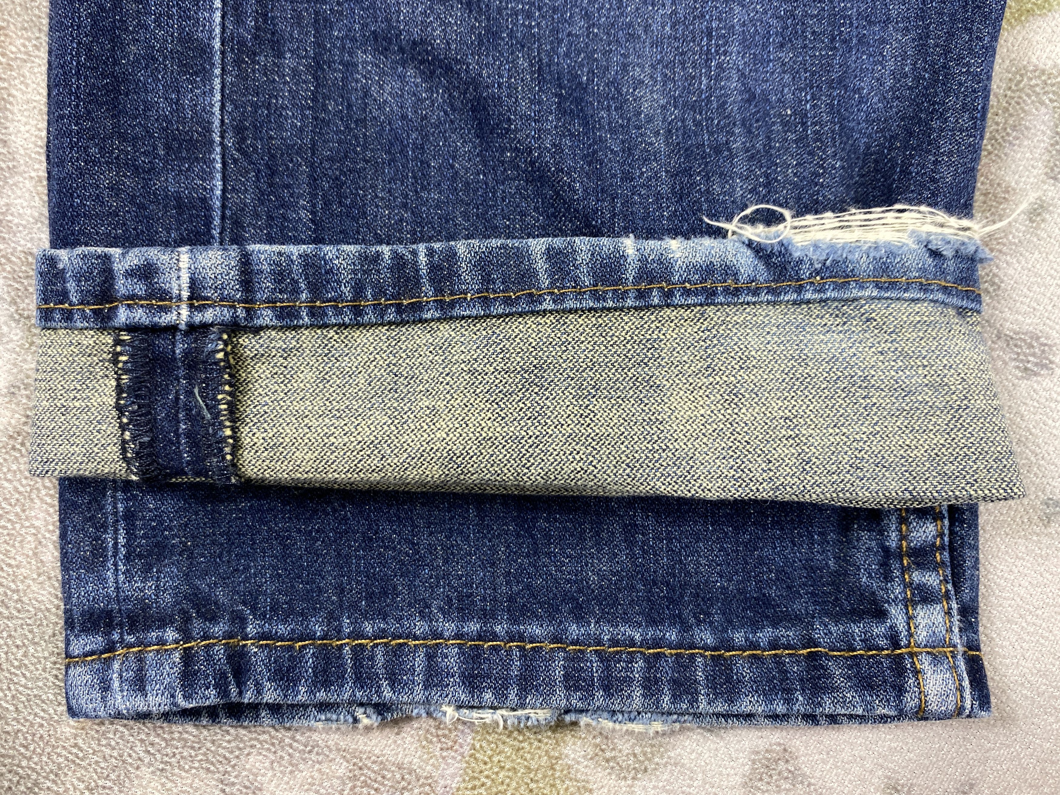 Levi's Vintage Levi's 514 Dark Blue Denim 33 x 32 -JN646 Size US 33 - 14 Thumbnail