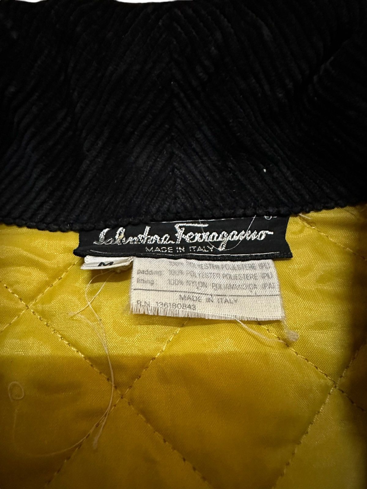 Salvatore Ferragamo Salvatore Ferragamo Quilted Jacket Full Print Luxury Size US M / EU 48-50 / 2 - 8 Thumbnail