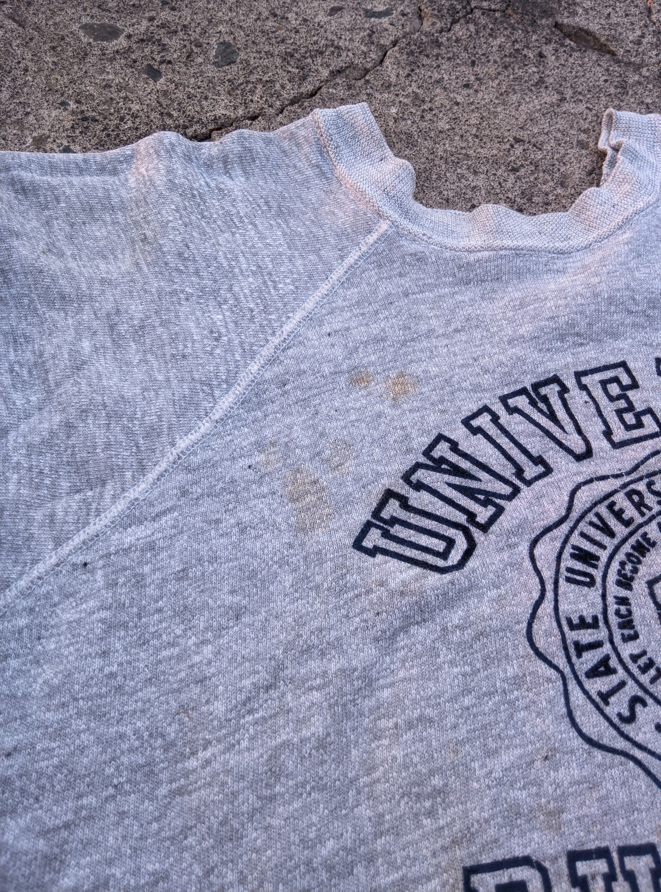 Vintage Vintage 60s distressed Buffalo university sweatshirt thrash Size US XL / EU 56 / 4 - 6 Thumbnail