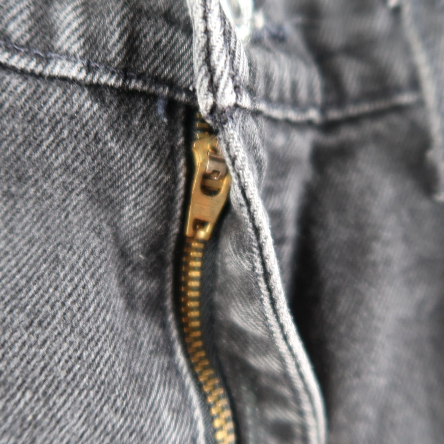 Levi's VINTAGE Levi's 550 Jeans 36 Adult Regular Black Levi's 550 90s USA Denim 5-Pocket Relaxed Orange Tab 36x34 (34x33.5) -Men- Vintage 90s Size US 36 / EU 52 - 4 Thumbnail