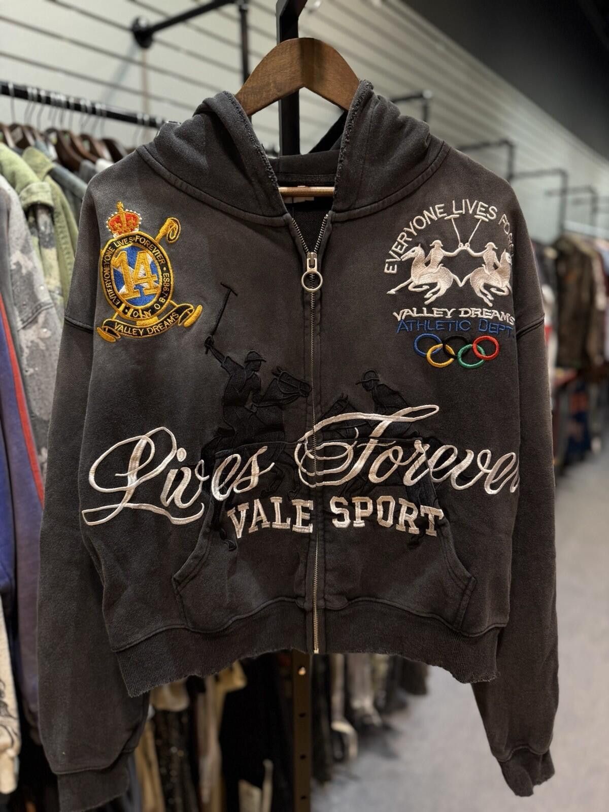 Vale S - Vale Zip Up Black Hoodie Authentic Valley Vale Forever Size US S / EU 44-46 / 1 - 3 Thumbnail