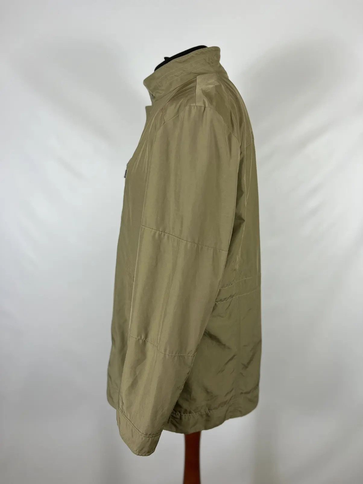 Designer × Hugo Boss Hugo Boss men’s light coat Size US M / EU 48-50 / 2 - 2 Thumbnail