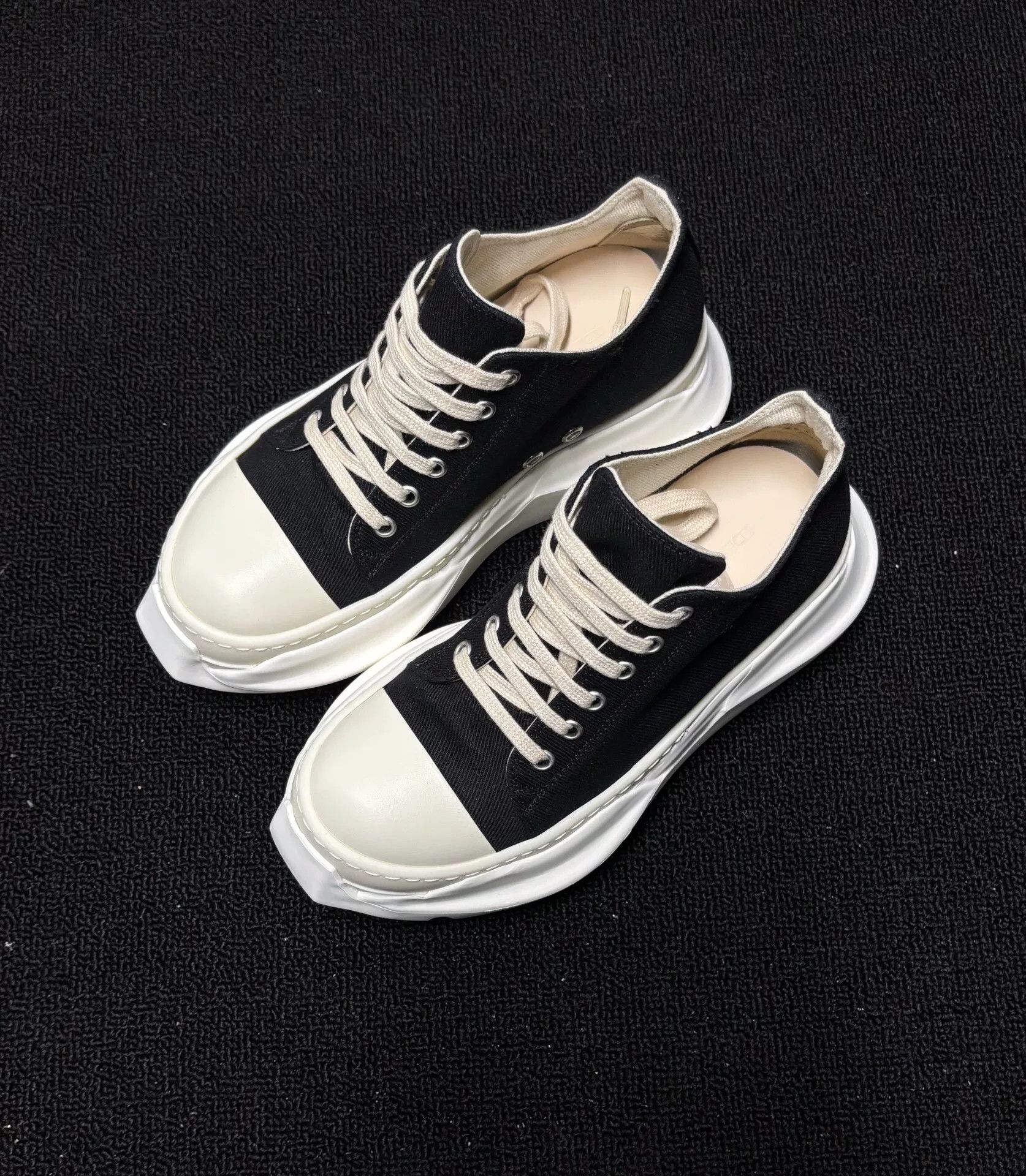 Rick Owens Rick Owens Black Lowtop Sneakers 35 Men Size US 5 / EU 37 - 1 Thumbnail