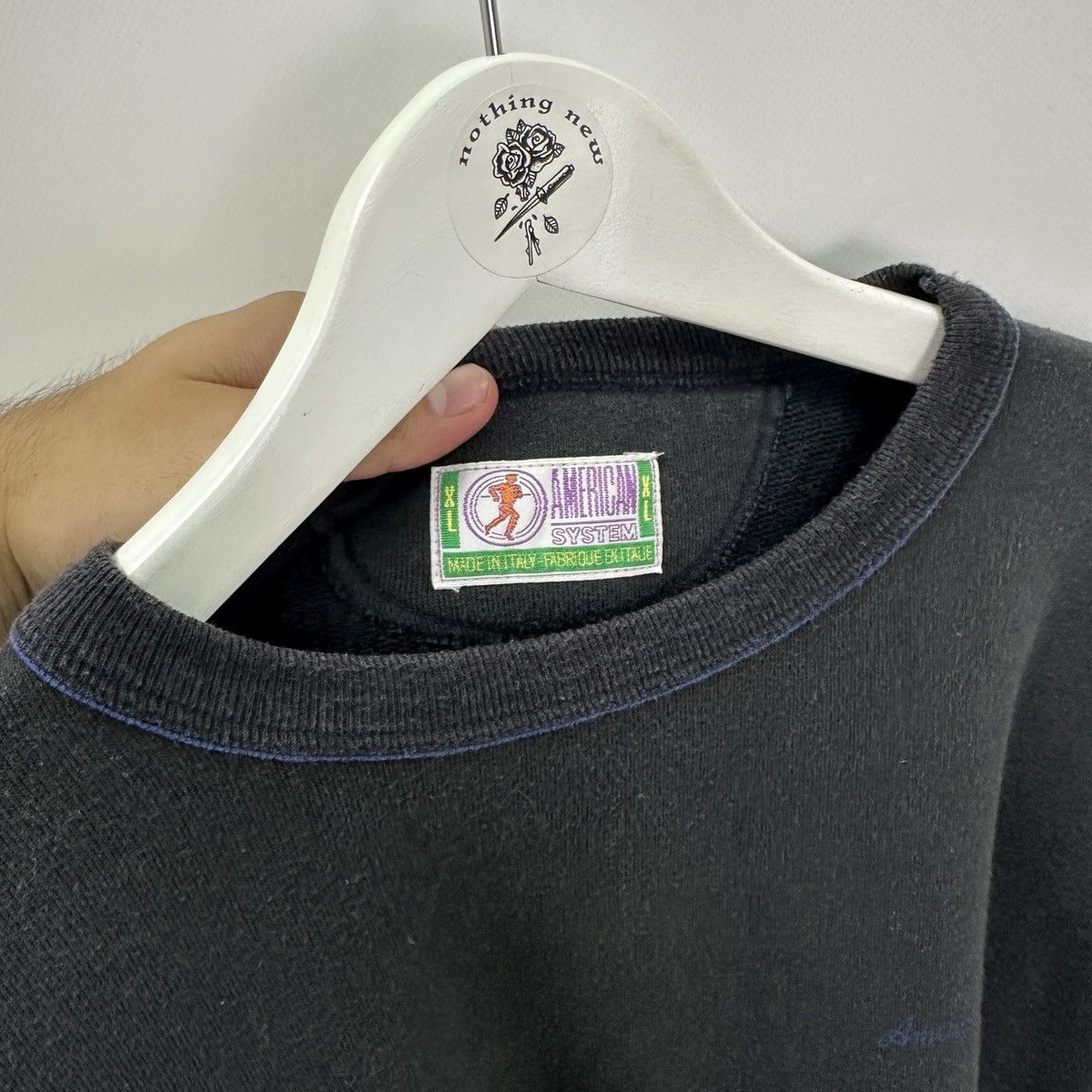 Vintage Vintage 90s Sun Faded American System basic black sweatshirt Size US XL / EU 56 / 4 - 5 Thumbnail
