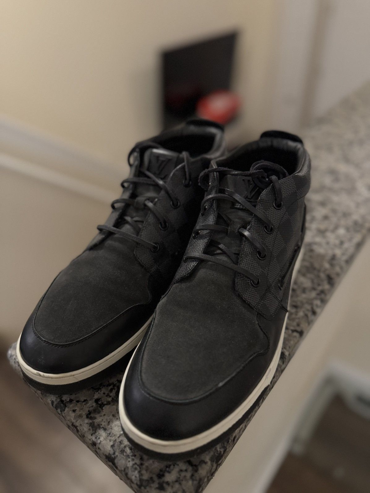 Louis Vuitton 8LV/9US Louis Vuitton Damier Black Mid Top Sneakers Size US 9 / EU 42 - 8 Thumbnail