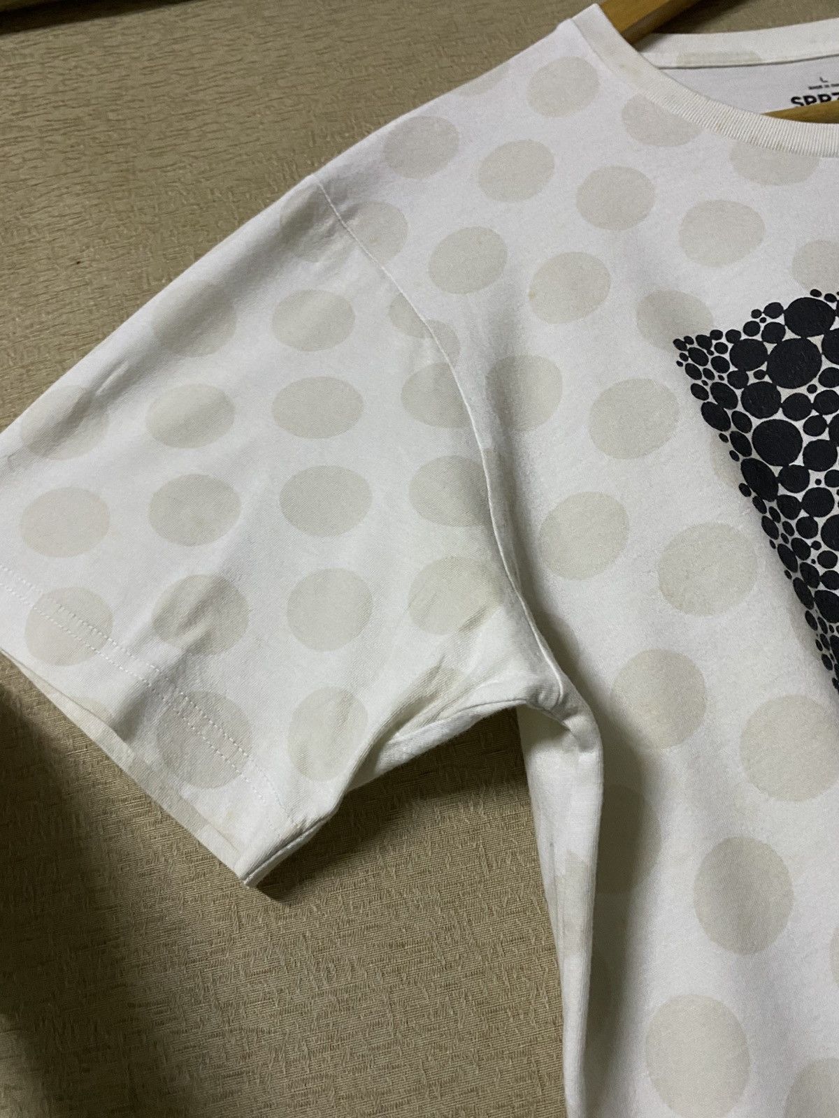 Uniqlo × Yayoi Kusama YAYOI KUSAMA X UNIQLO Art MoMA Special Edition Tshirt Size US L / EU 52-54 / 3 - 4 Thumbnail