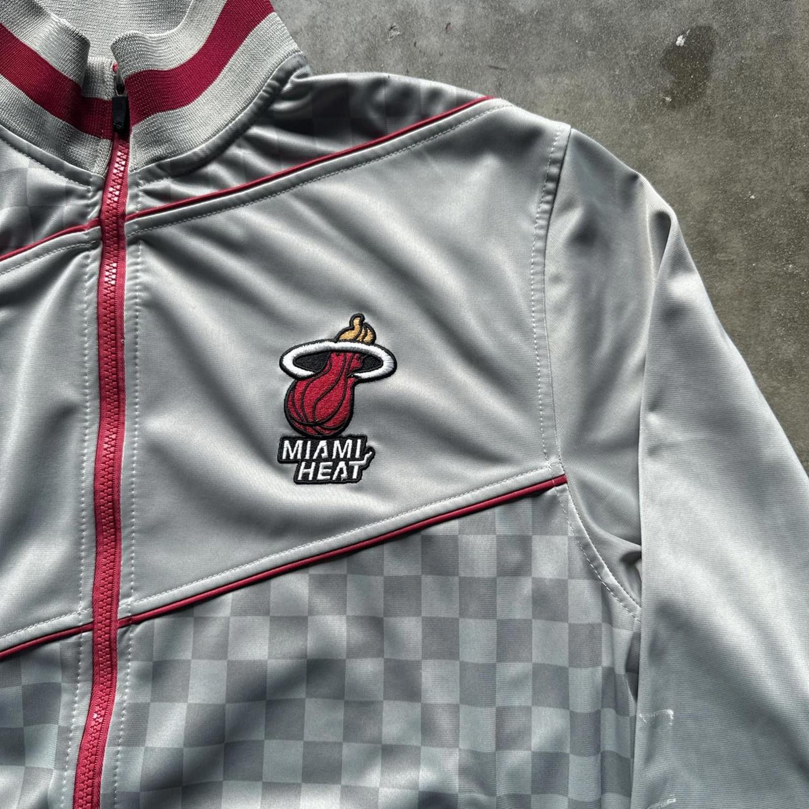 NBA Zip Up Y2K Checkers Miami Heat Full Zip Up Metalic Jacket Size US L / EU 52-54 / 3 - 4 Thumbnail