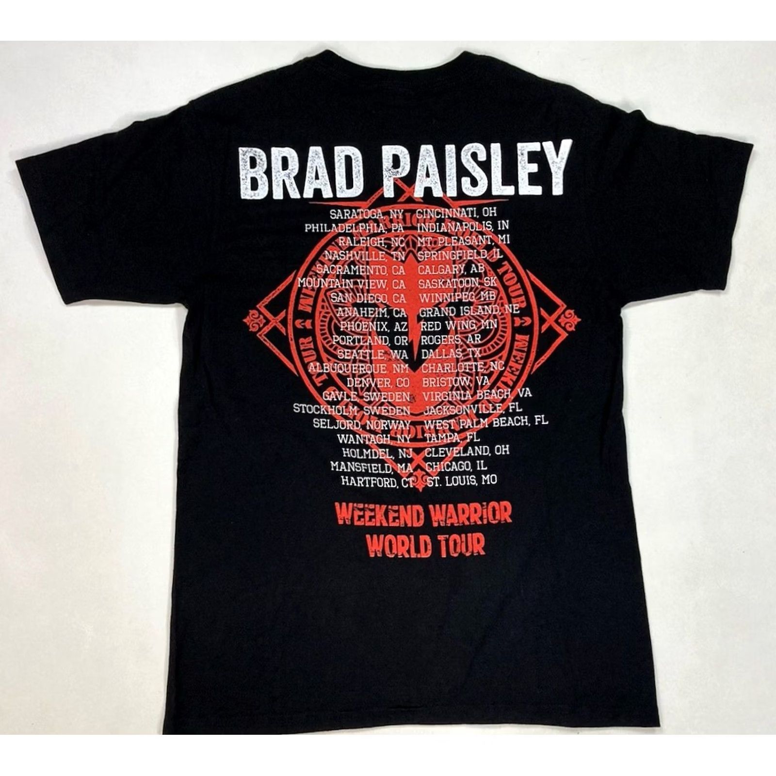 Tultex Bradley Paisley Weekend Warrior World Tour Graphic T-shirt Men Small Black Music Shirt Size US S / EU 44-46 / 1 - 3 Thumbnail