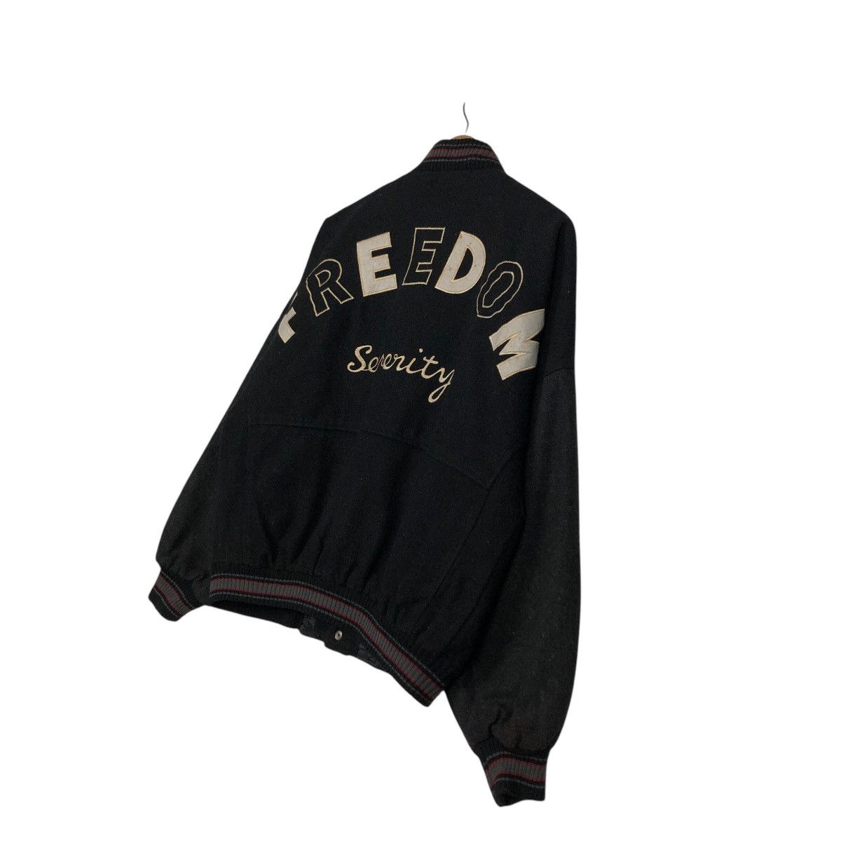 Japanese Brand 📌Vintage Jumper Bomber Jacket Freedom Big Logo Spell Out Size US M / EU 48-50 / 2 - 11 Thumbnail