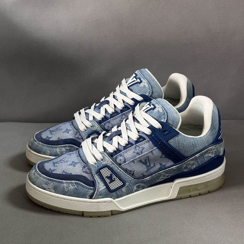 Louis Vuitton Louis Vuitton Blue Denim Low-Top Sneakers 0079 Size US 9 / IT 39 - 1 Thumbnail