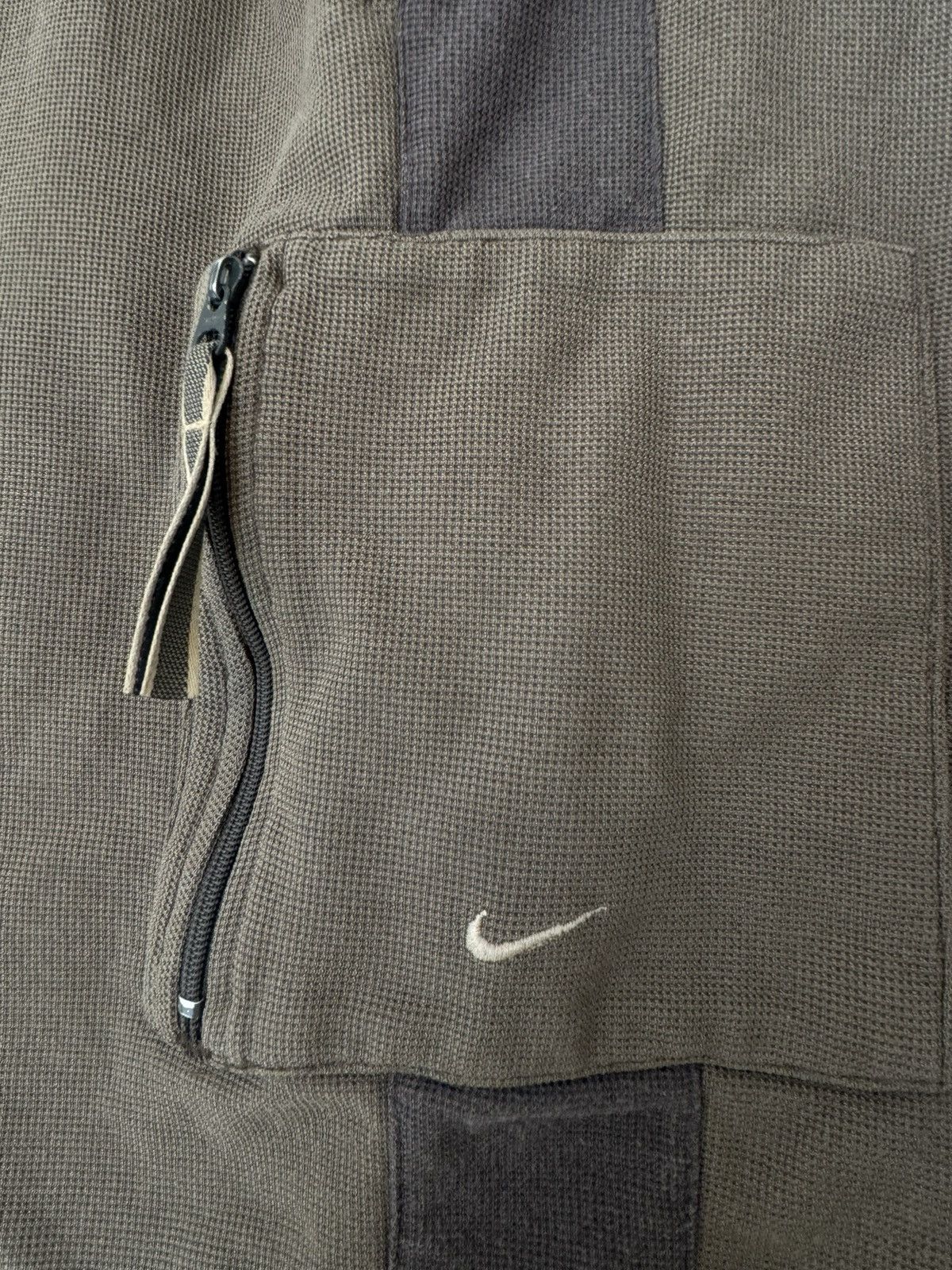 Nike Nike vintage shorts 90s 00s y2k stylish like cargo Size US 36 / EU 52 - 2 Thumbnail