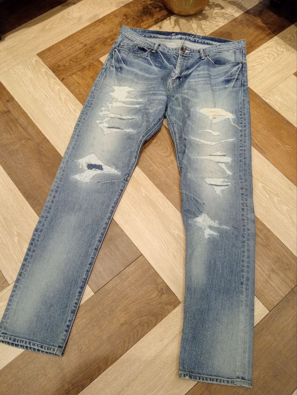 GOSTAR DE FUGA GOSTAR DE FUGA JAPAN STRETCH DISTRESSED JEANS Size US 35 - 3 Thumbnail
