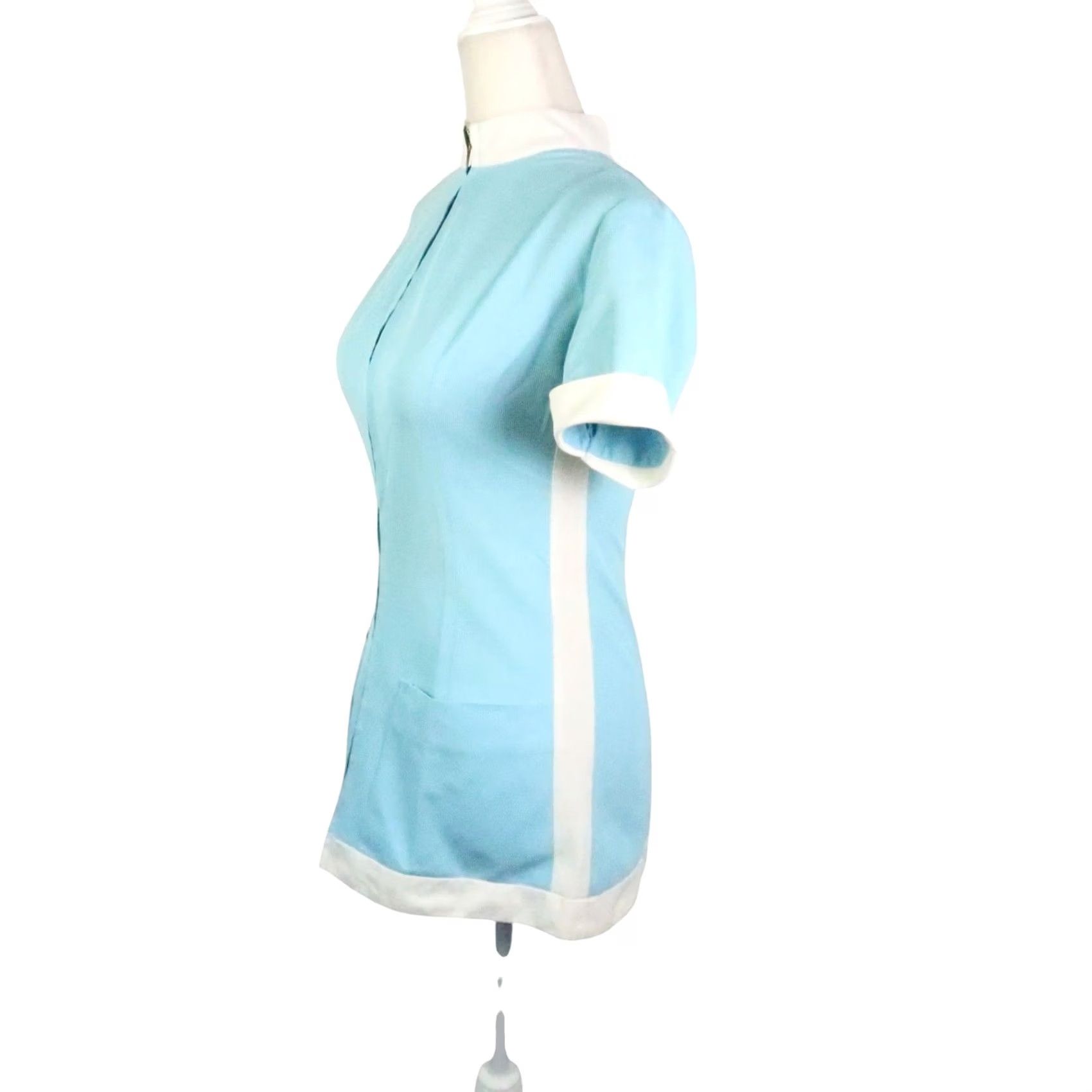 Vintage VINTAGE Barco Scrub Uniform Tunic Top XS Ladies Light Blue 70s Medical Polyester zip pockets Size US XS / EU 42 / 0 - 3 Thumbnail