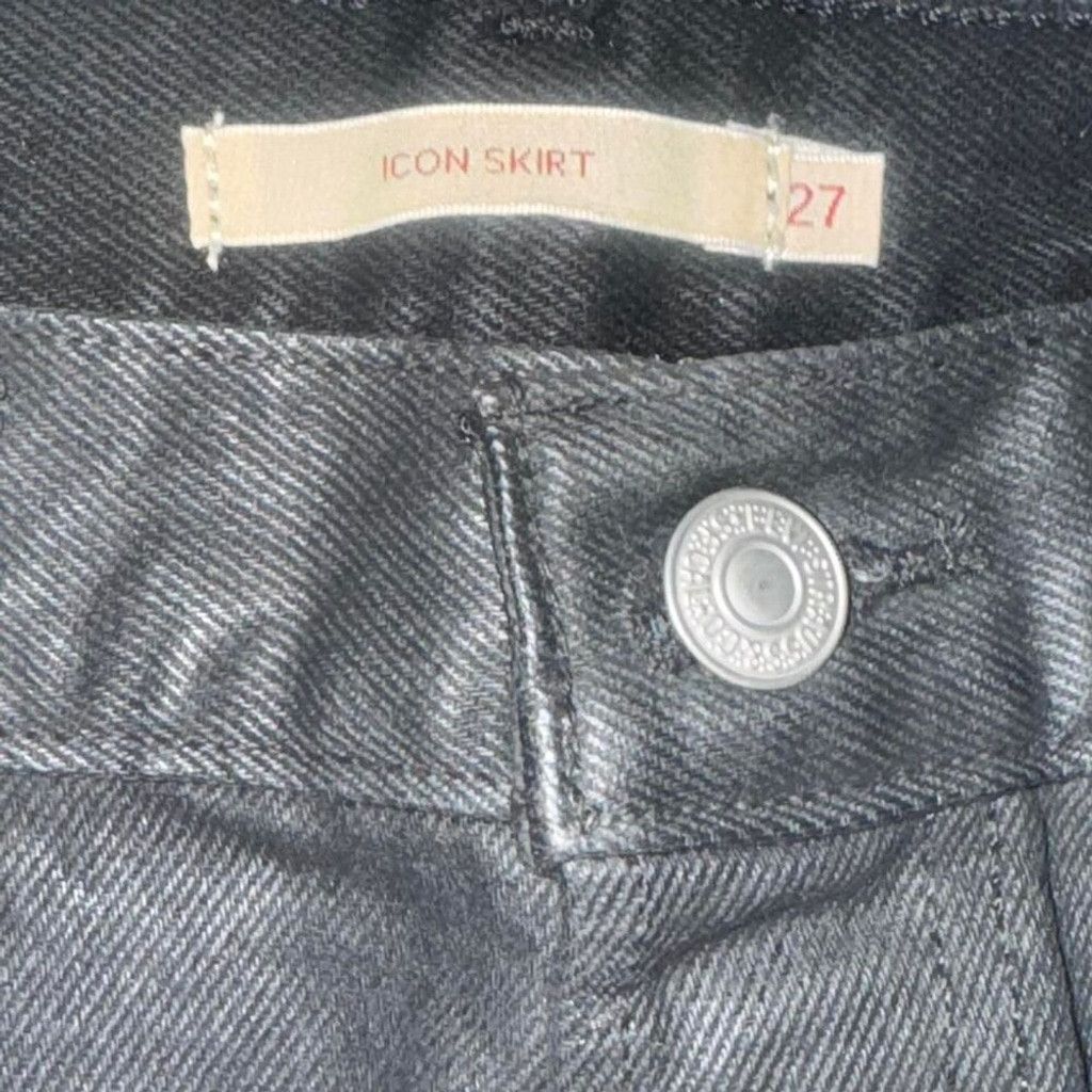 Levi's NWT LEVI Mini Black Denim Skirt Size 28" / US 6 / IT 42 - 2 Thumbnail