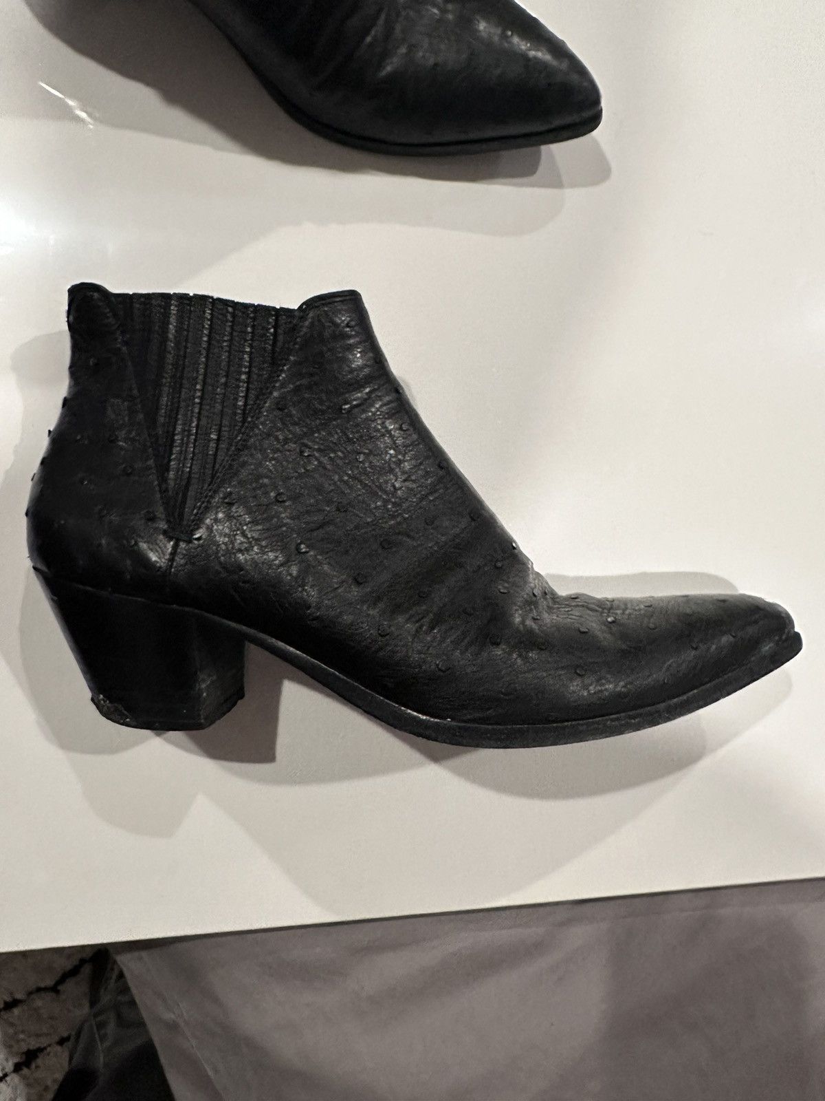 Hedi Slimane × Saint Laurent Paris SLP Black Ostrich Chelsea Boot Size US 10.5 / EU 43-44 - 7 Thumbnail