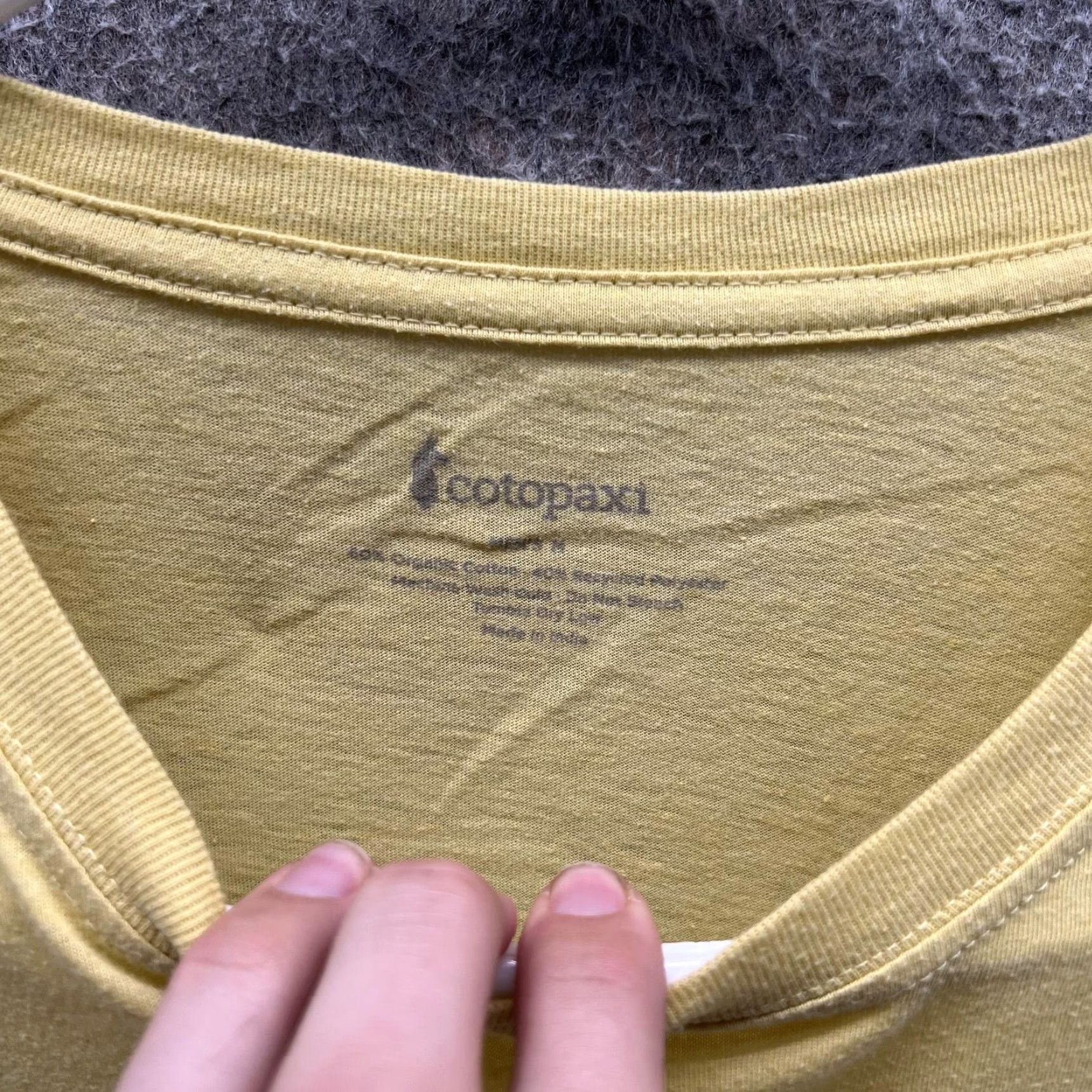 Cotopaxi Cotopaxi Shirt Mens Medium Yellow Llama Logo Graphic Tee Tagless Outdoor Casual Size US M / EU 48-50 / 2 - 2 Thumbnail