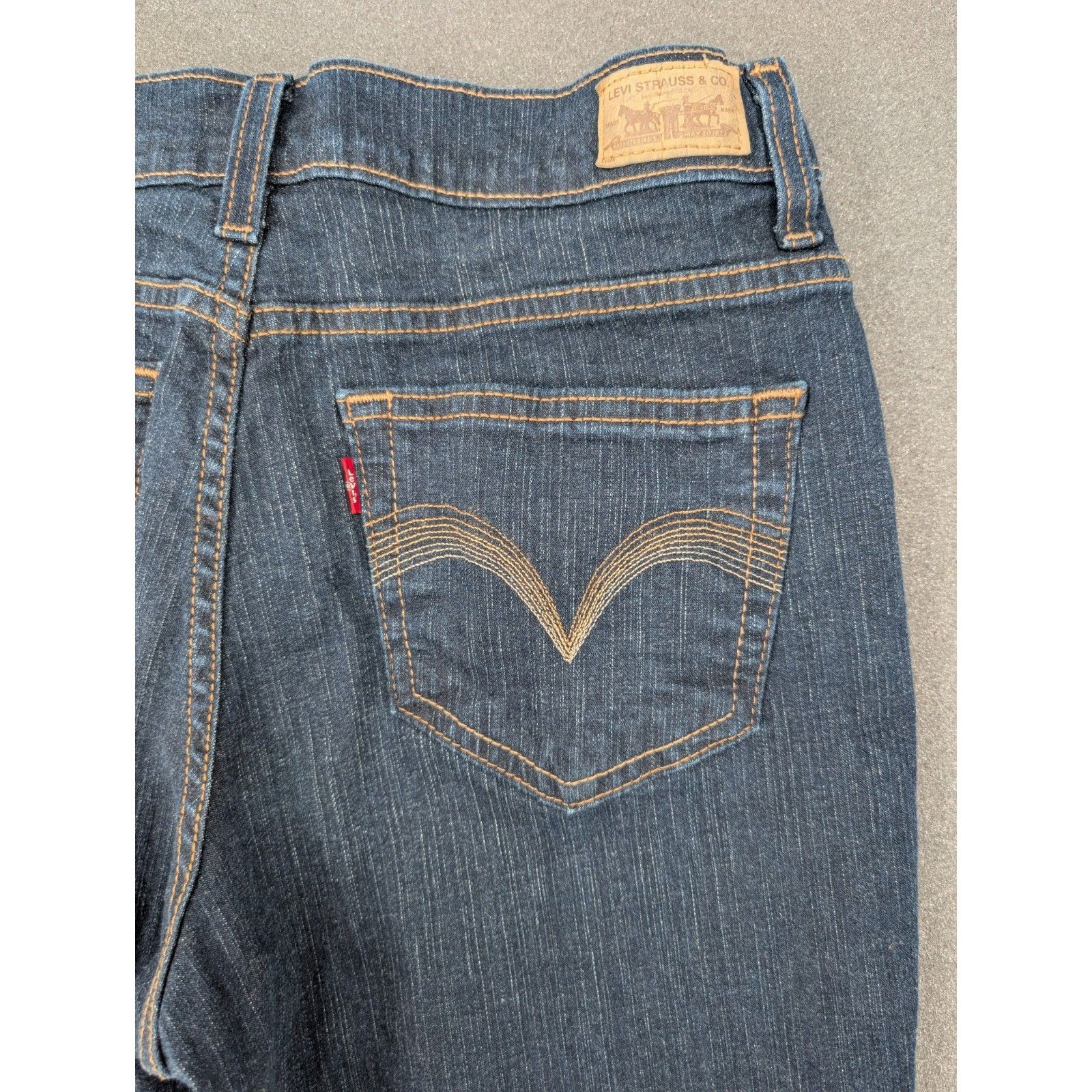 Levi's Levi’s 512 Perfectly Slimming Straight Jeans Women’s 10 Medi Size 32" / US 10 / IT 46 - 6 Thumbnail
