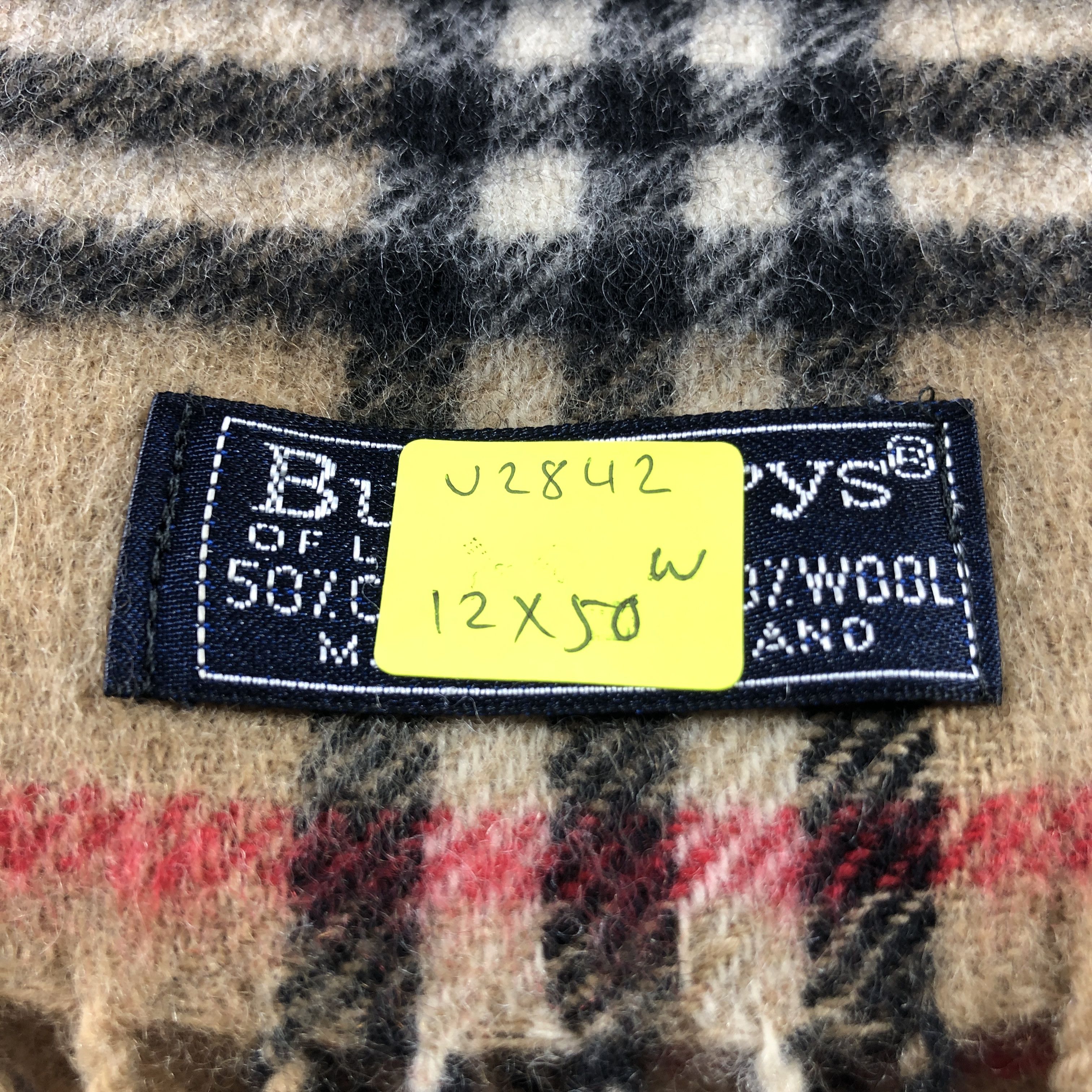 Burberry Burberrys Nova Check Tan Wool/Cashmere Scarf Muffler V2842 Size ONE SIZE - 22 Thumbnail