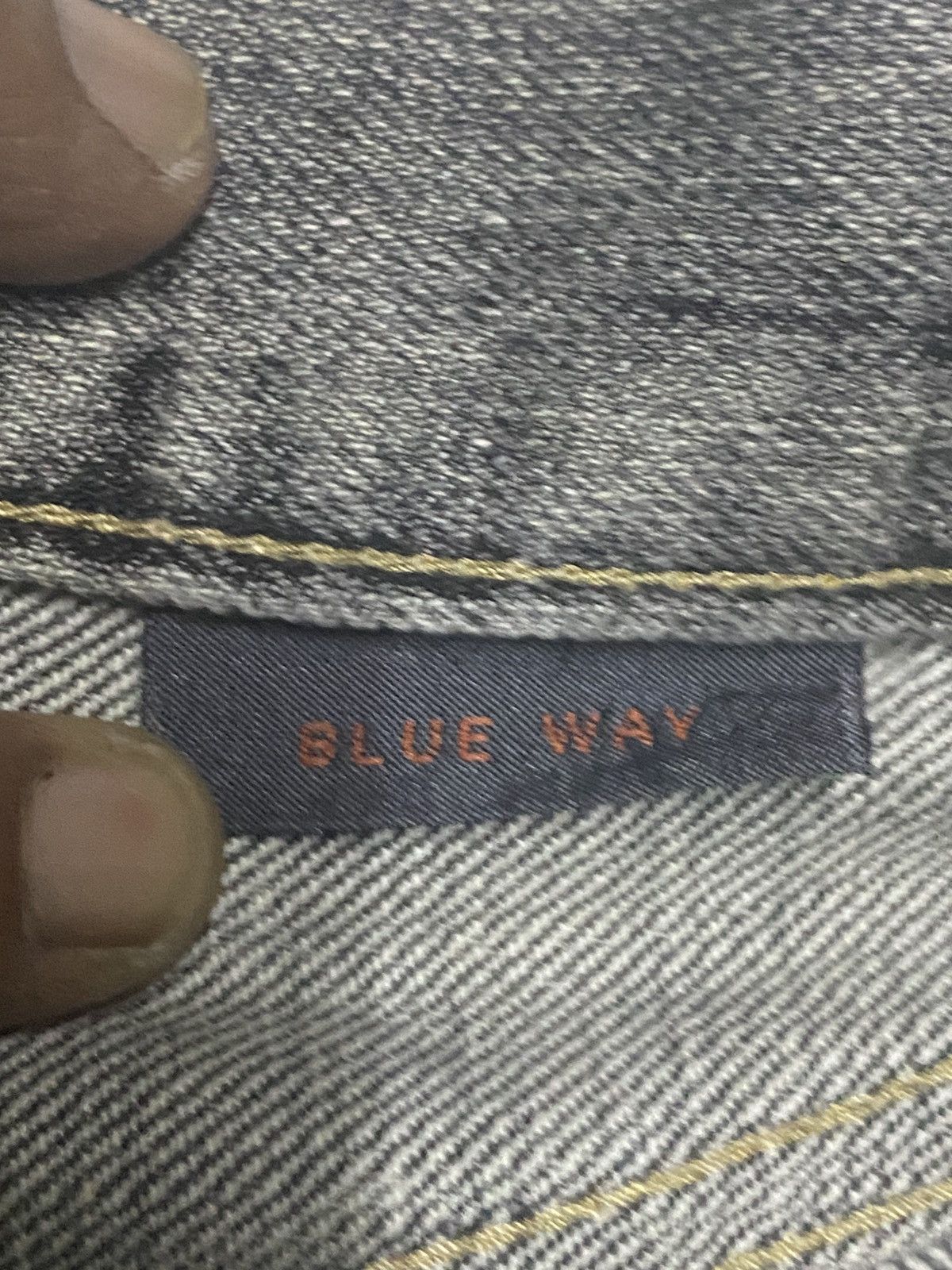 Le Grande Bleu (L.G.B.) Blue Way Made in Nippon Bleached Distressed Flare Jeans Size US 30 / EU 46 - 19 Thumbnail