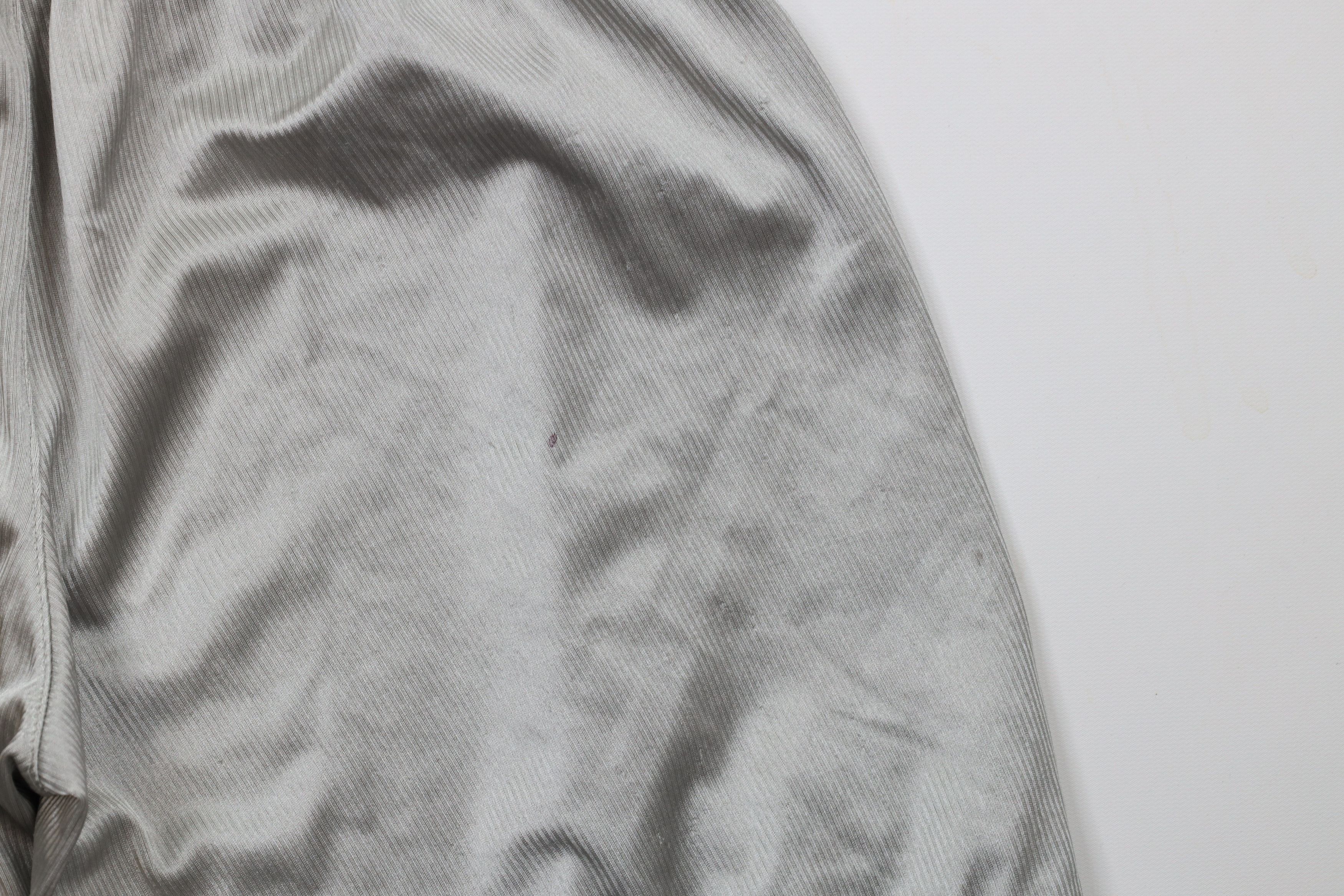 Nike × Vintage Vintage Nike Scott Mini Swoosh Above Knee Shorts Silver Size US 30 / EU 46 - 14 Thumbnail