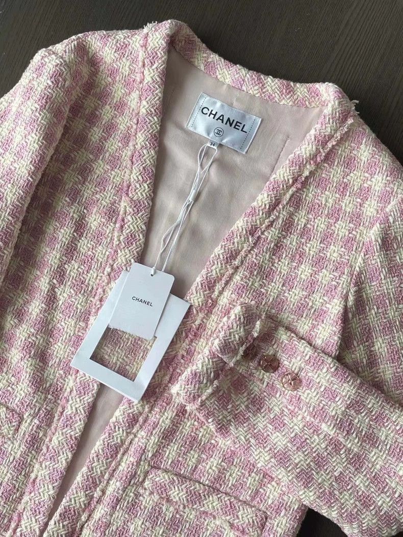 Chanel Chanel 23s pink plaid coat Size XXS / US 00 / IT 34 - 4 Thumbnail