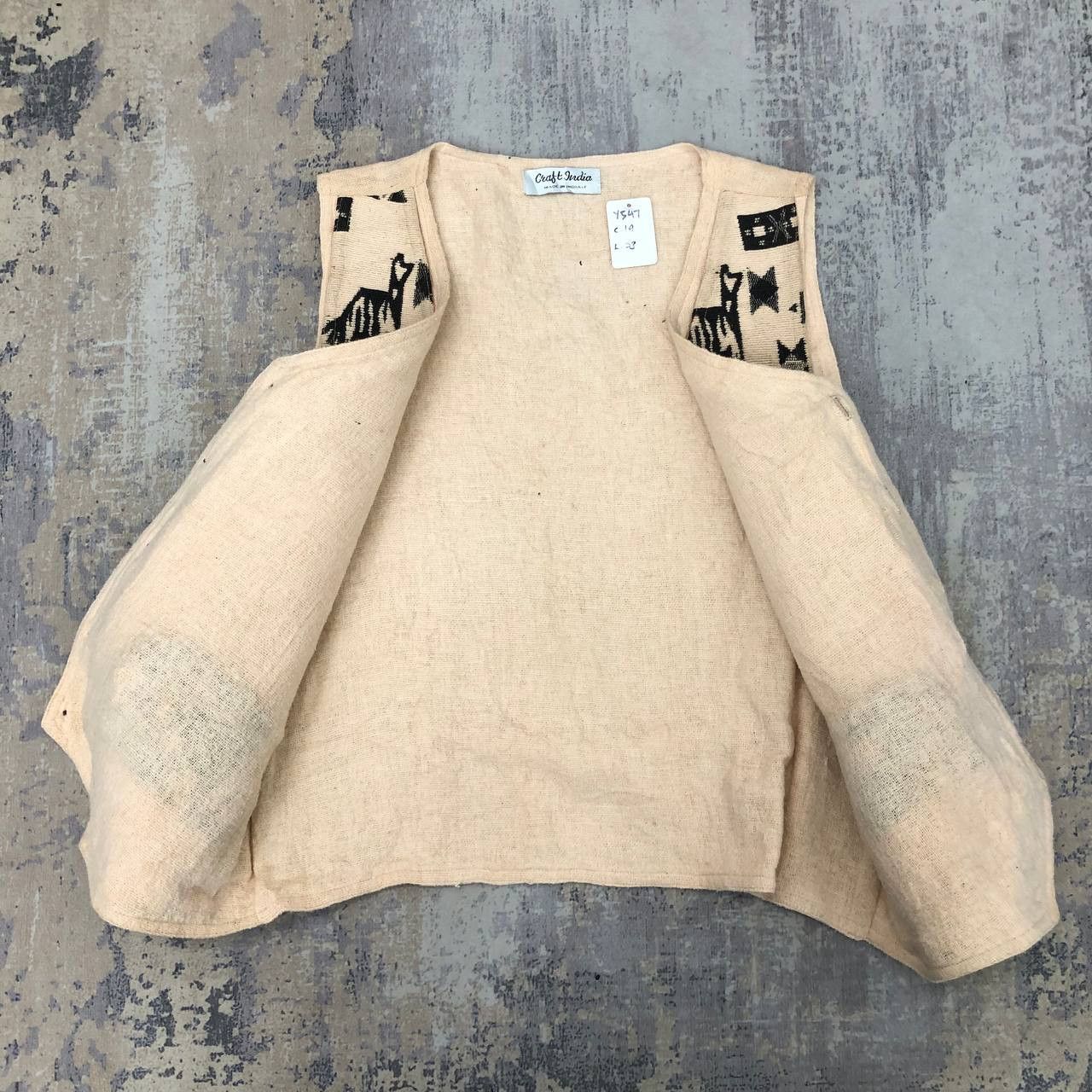 Vintage Y547 CRAFT INDIA ART KNITWEAR VESTS Size US M / EU 48-50 / 2 - 3 Thumbnail