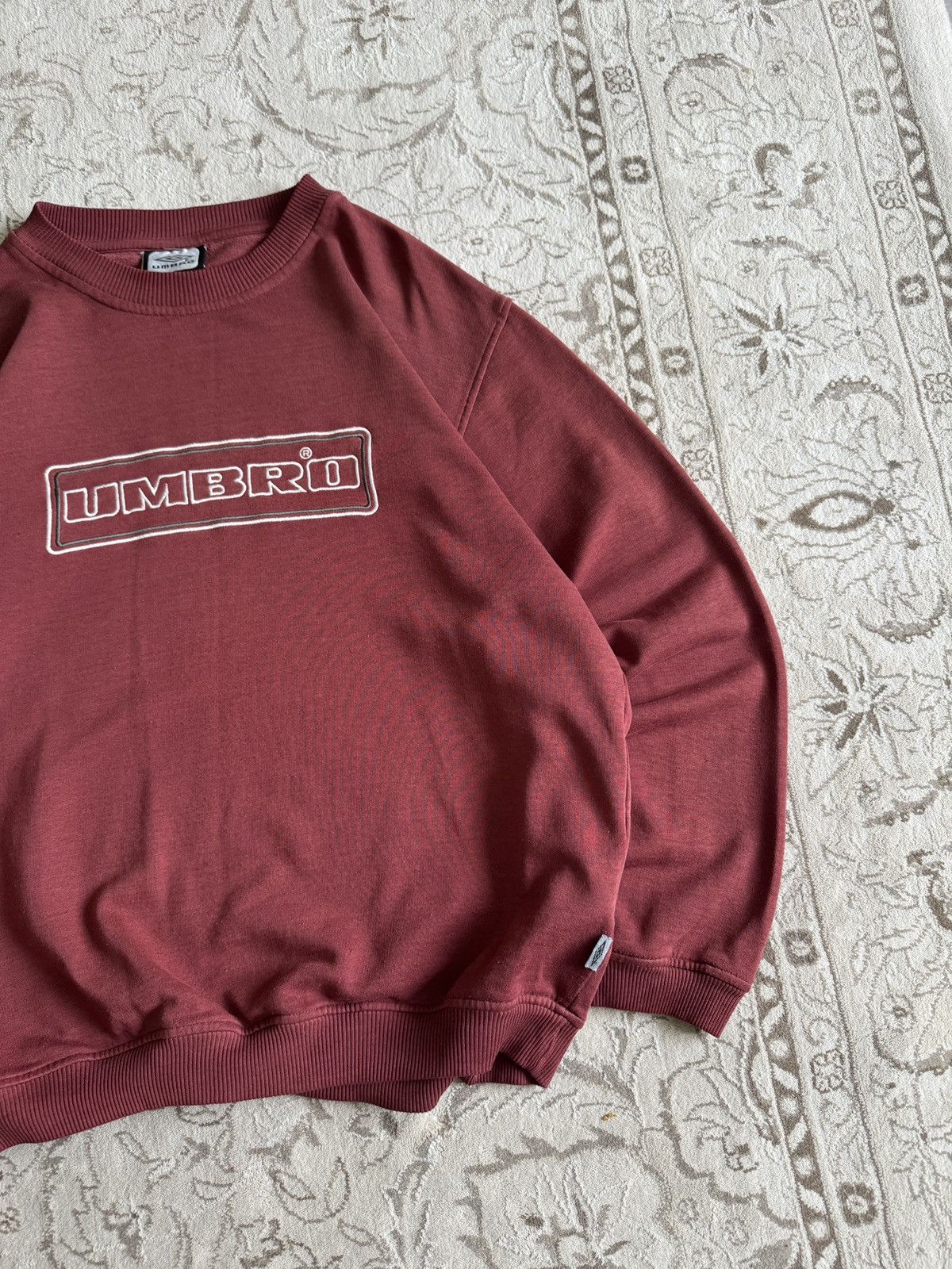 Umbro Vintage 90s Umbro Big Logo Boxy Sweatshirt Streetwear Size US L / EU 52-54 / 3 - 4 Thumbnail