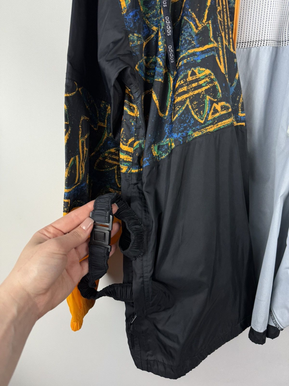 Adidas × Vintage Adidas VTG Overprinted Packable Light Windbreaker Jacket Size US M / EU 48-50 / 2 - 21 Thumbnail