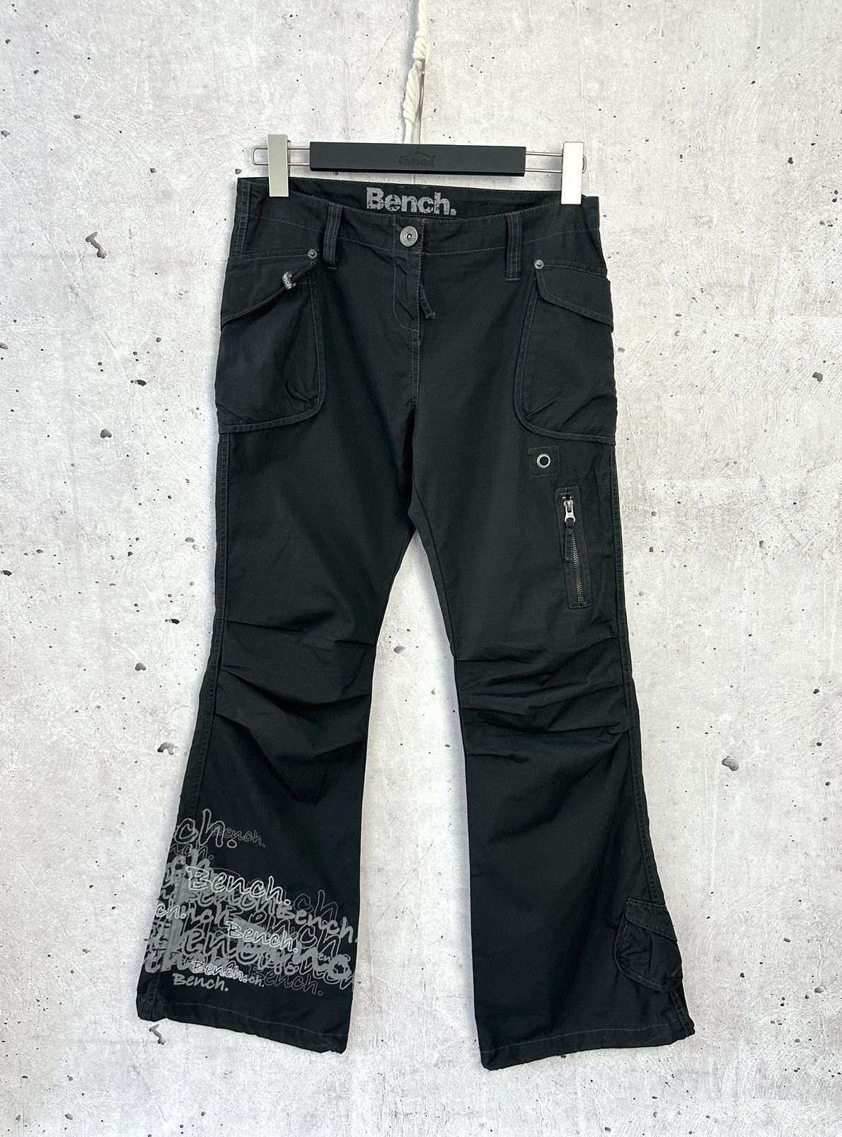 Japanese Brand × Vintage Y2K Vintage Black Cargo Flared Printed Pants Size 28" / US 6 / IT 42 - 1 Thumbnail