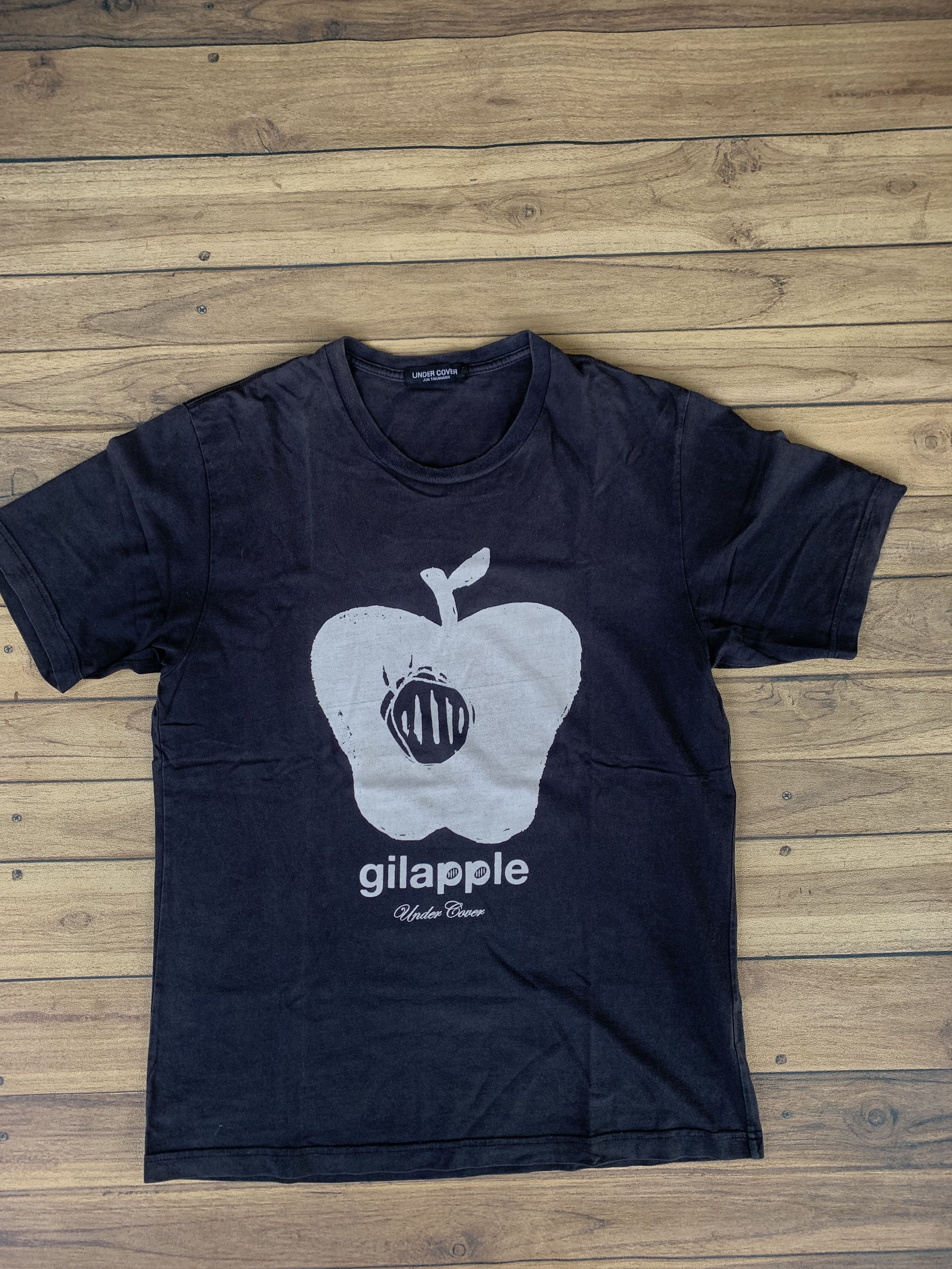 Undercover Undercover jun takahashi gilapple print t shirt Size US L / EU 52-54 / 3 - 1 Thumbnail