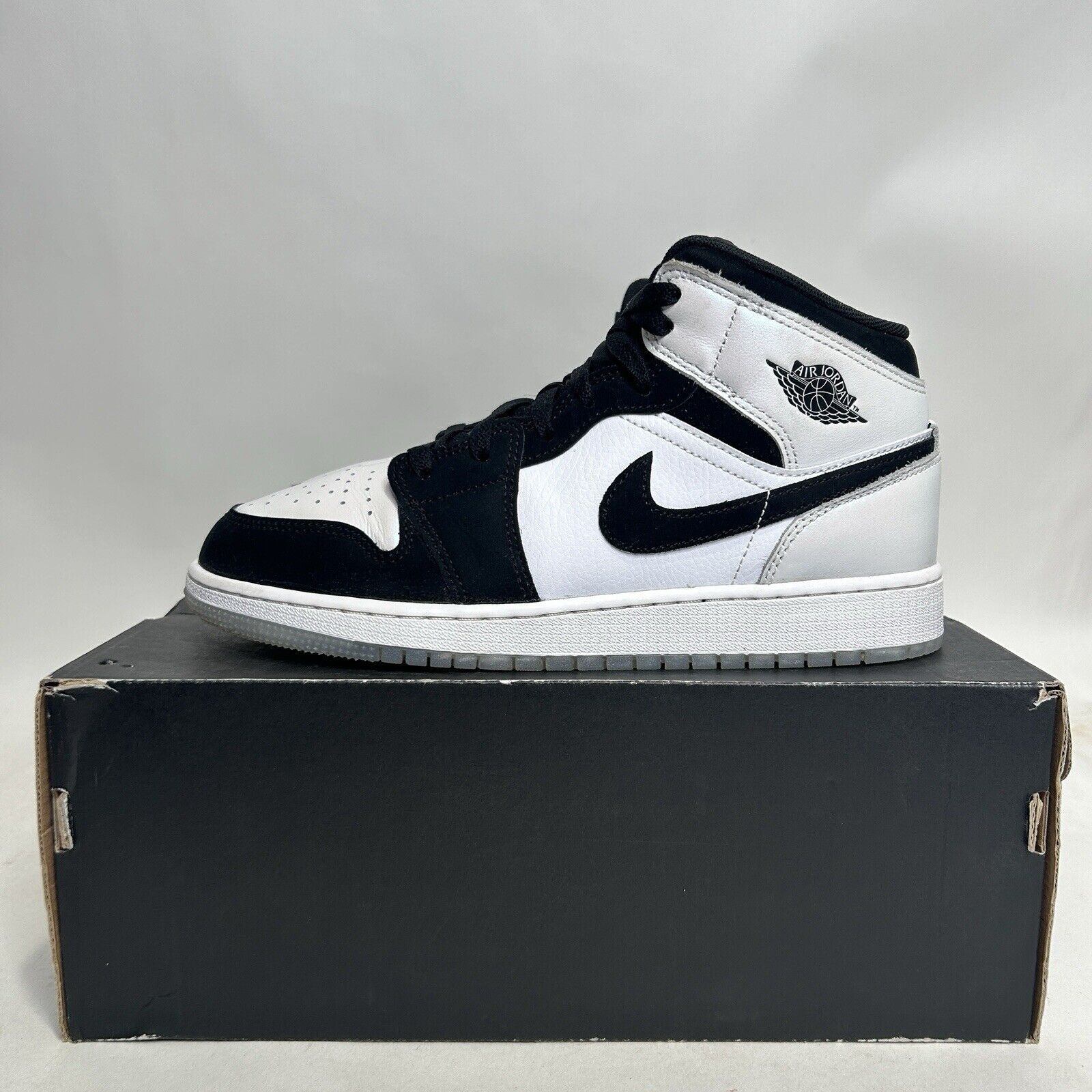 Nike Nike Air Jordan 1 Retro Mid SE GS “Diamond Shorts” 2024 Size US 8.5 / IT 38.5 - 6 Thumbnail