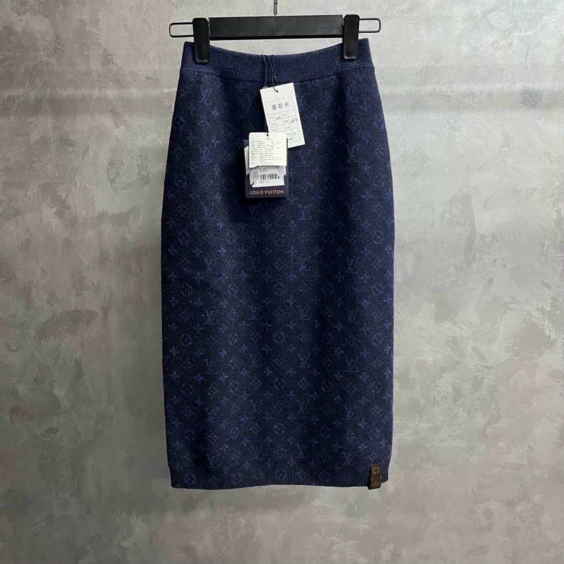 Louis Vuitton Louis Vuitton Blue Printed Midi Skirt - dmc Size 24" / US 00 / IT 34 - 1 Thumbnail