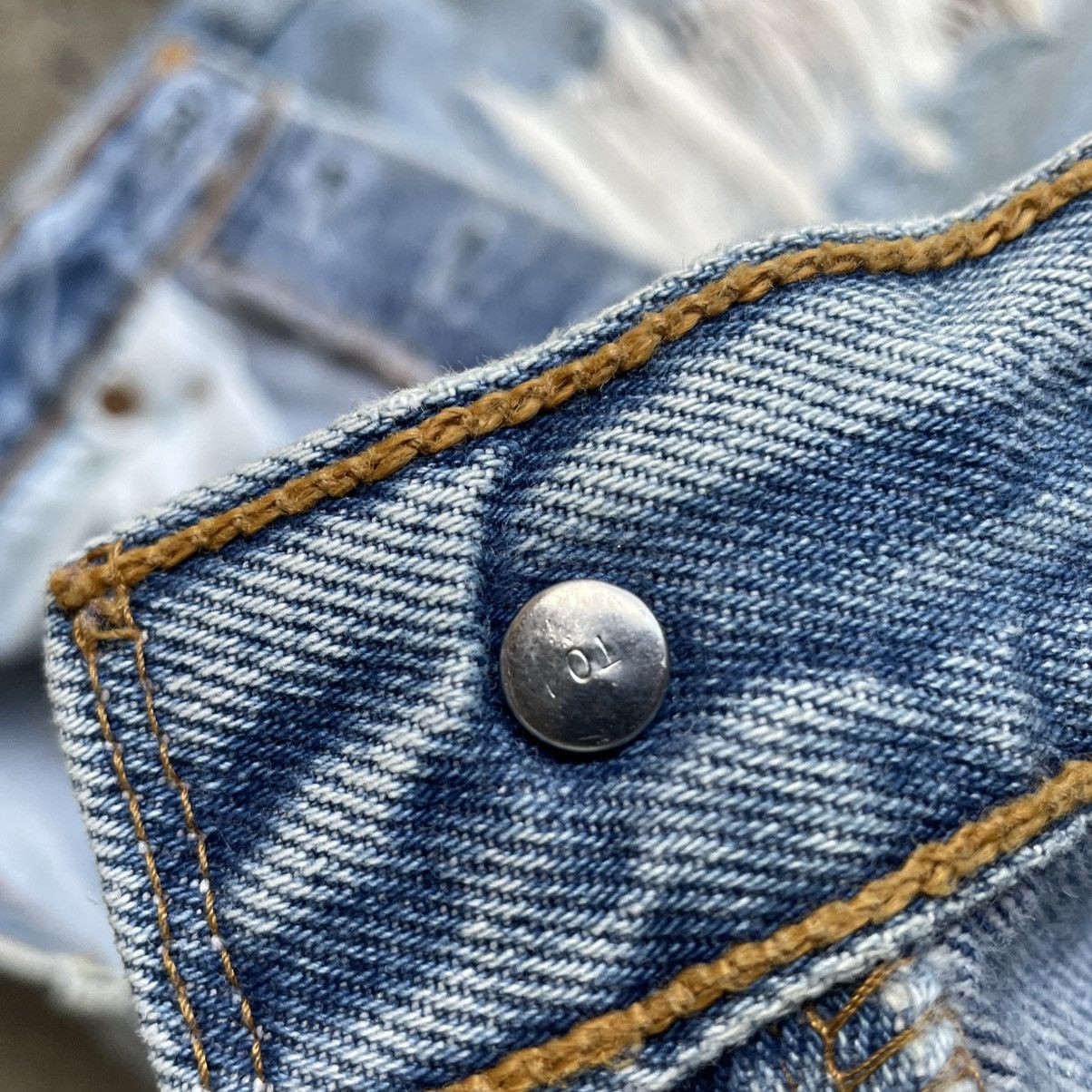 Levi's Vintage Clothing 🔥Vintage Levis 501 Custom Design Ripped Distress Denim Jeans Size US 30 / EU 46 - 13 Thumbnail