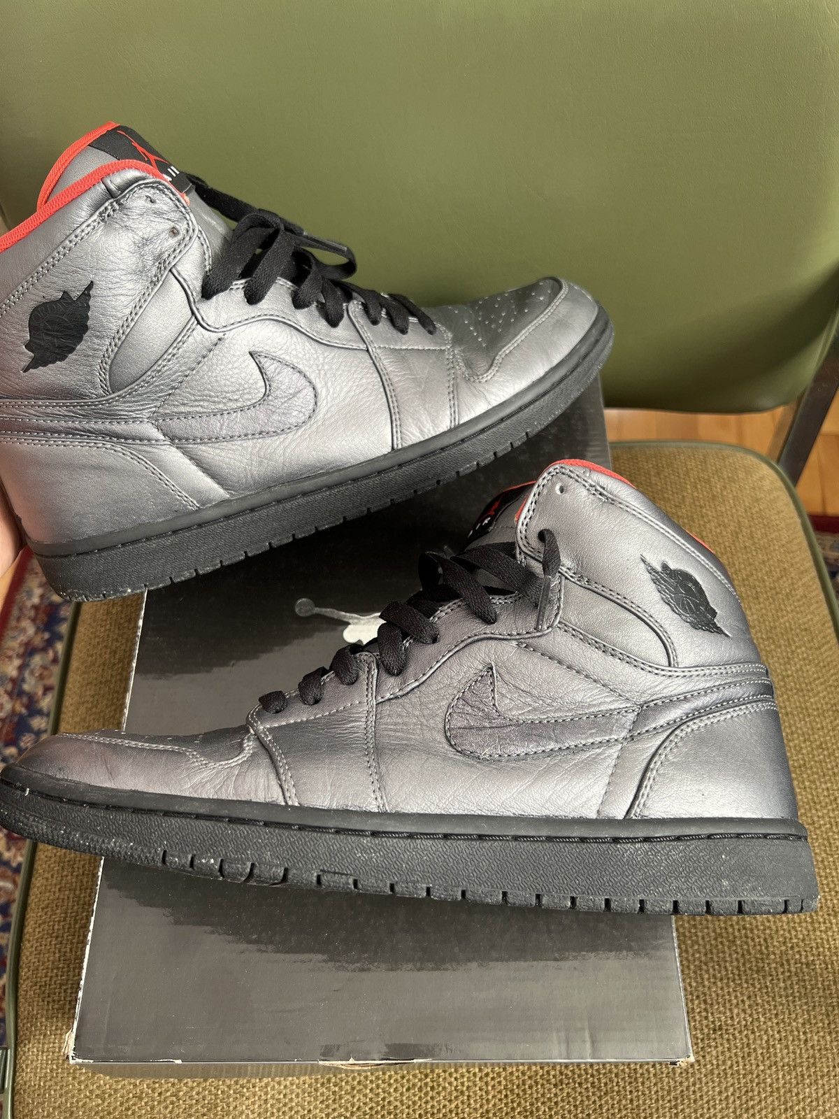 Air Jordan 1 Retro Hi Premier Pewter