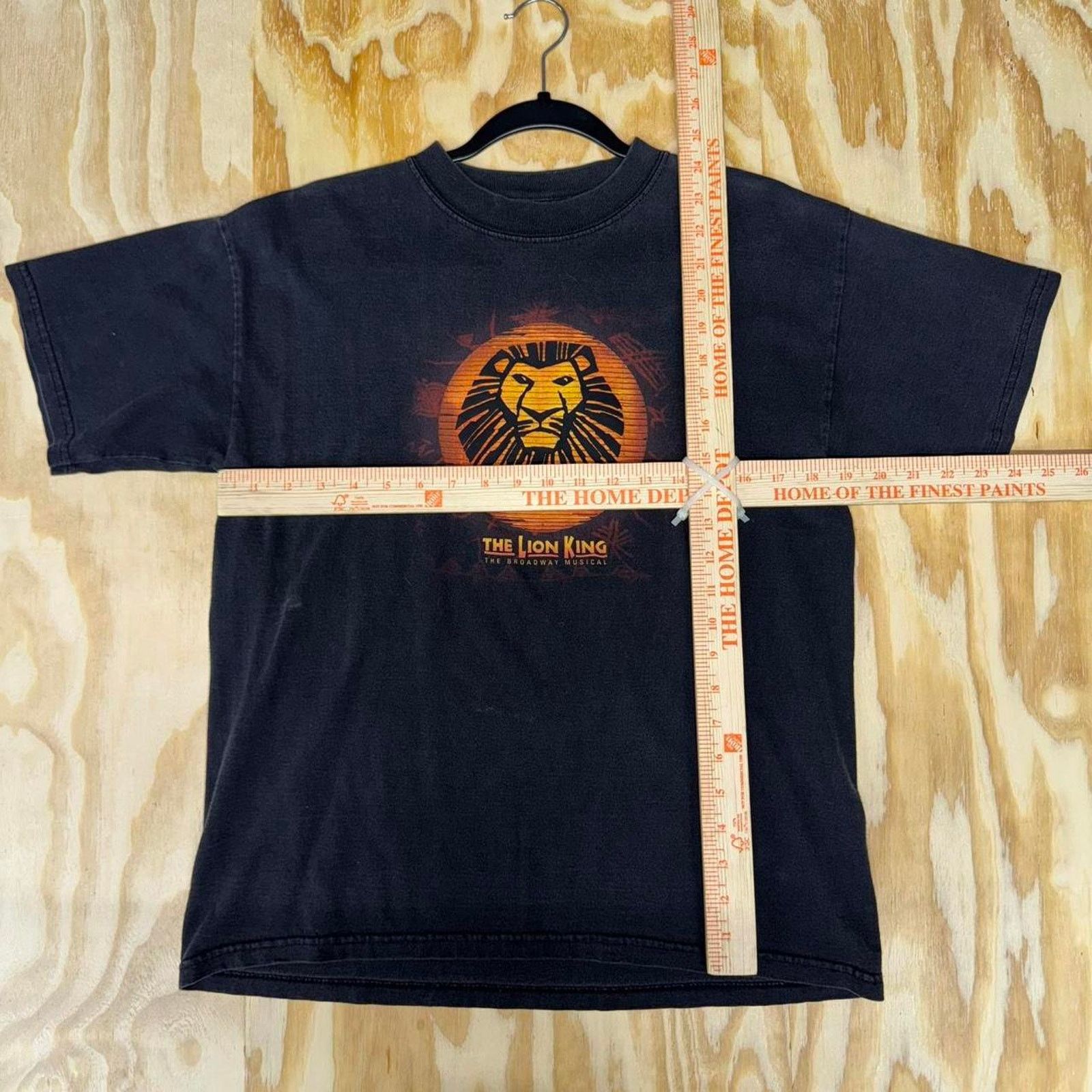 Disney Medium - Vintage disney lion king broadway theater t-shirt Size US M / EU 48-50 / 2 - 3 Thumbnail