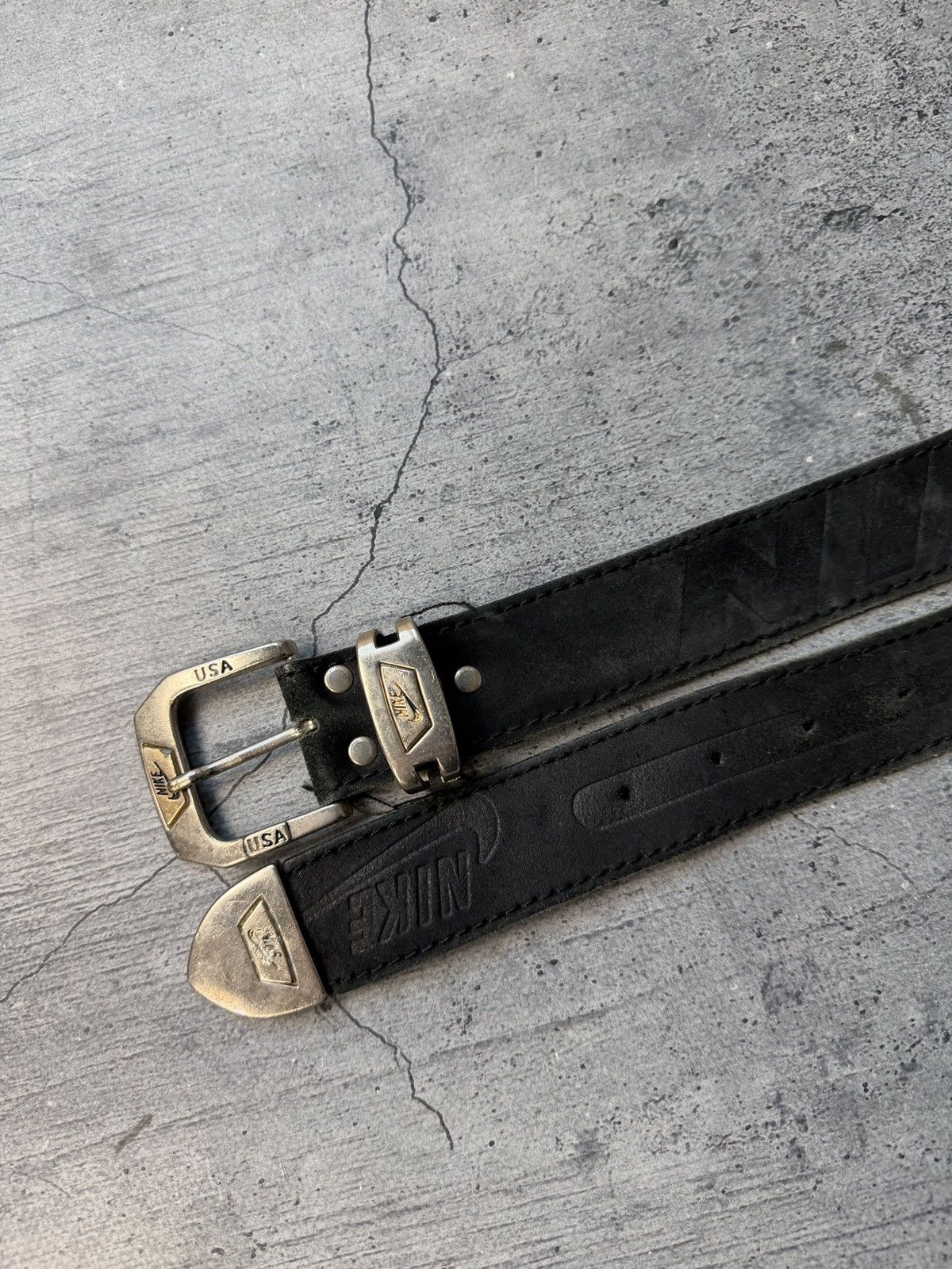 If Six Was Nine Vintage Nike Belt Leather 90s Y2K Logo Style USA Size ONE SIZE - 7 Thumbnail