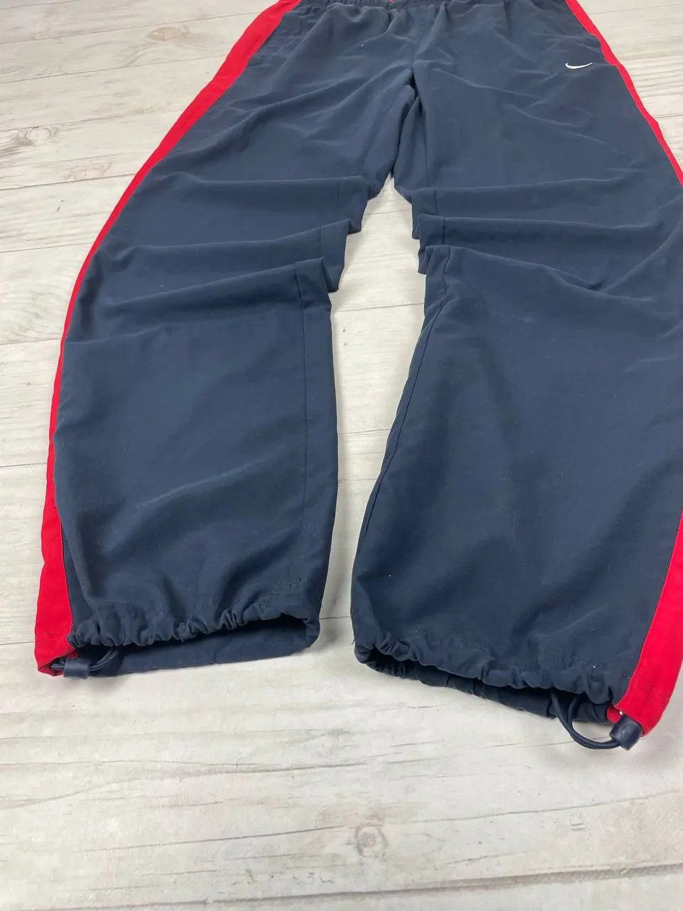 Nike Vintage Nike Track Pants Nylon 00s Swoosh Striped Drill Y2K Size US 30 / EU 46 - 5 Thumbnail