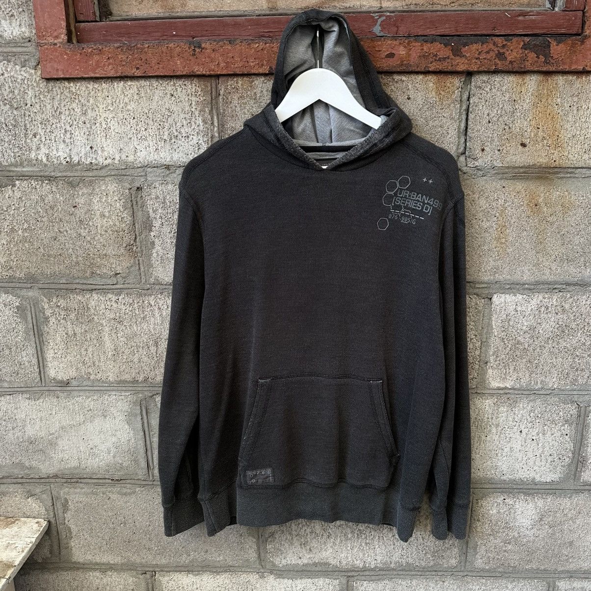 Burton Vintage Japan Archival Hoodie Burton Size L Y2K Grunge LGB Size US L / EU 52-54 / 3 - 1 Thumbnail