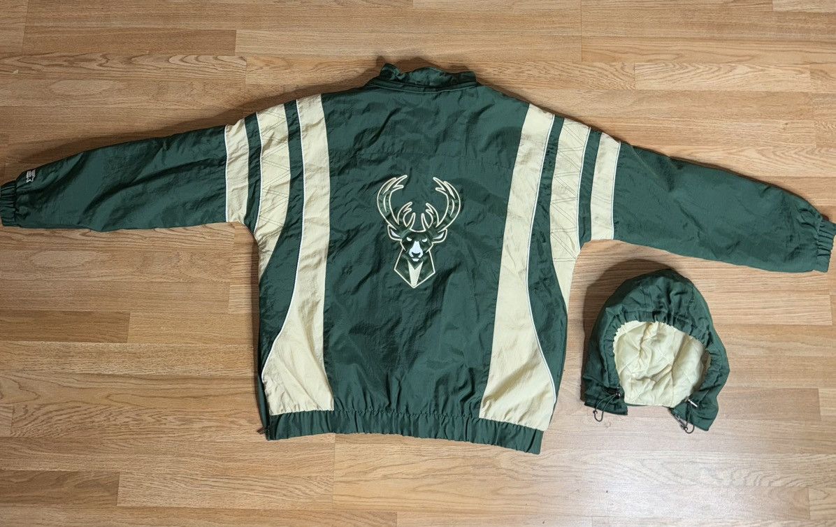 Starter Milwaukee Bucks Men's Starter Jacket XL Detachable Hoodie Size US XL / EU 56 / 4 - 3 Thumbnail