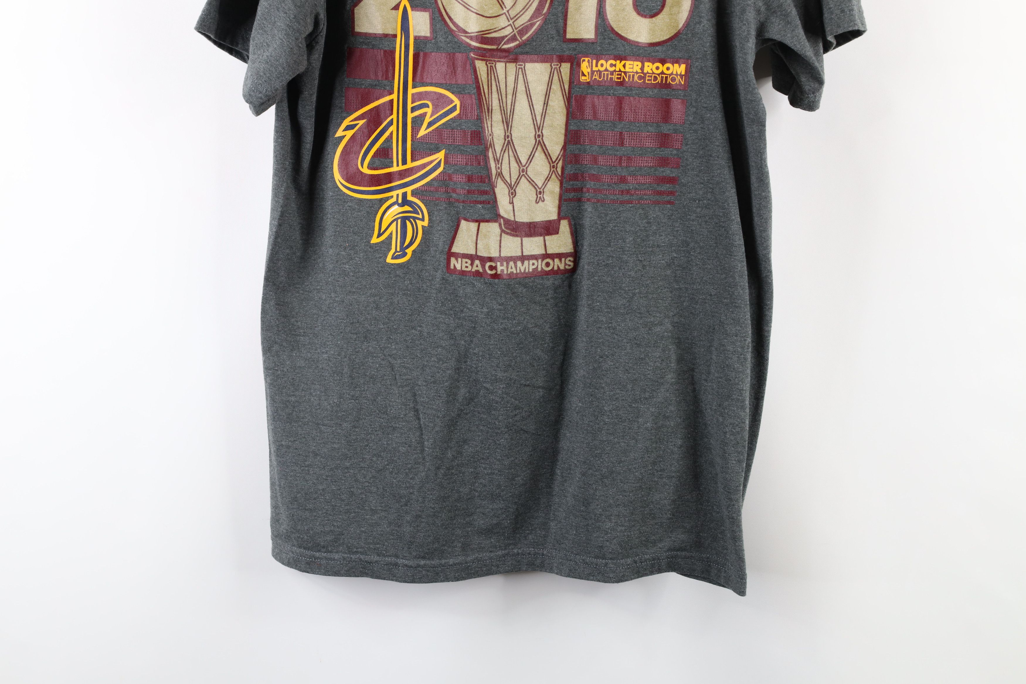 Adidas × Vintage Adidas 2016 Champs Cleveland Cavaliers T-Shirt Lebron Size US M / EU 48-50 / 2 - 3 Thumbnail