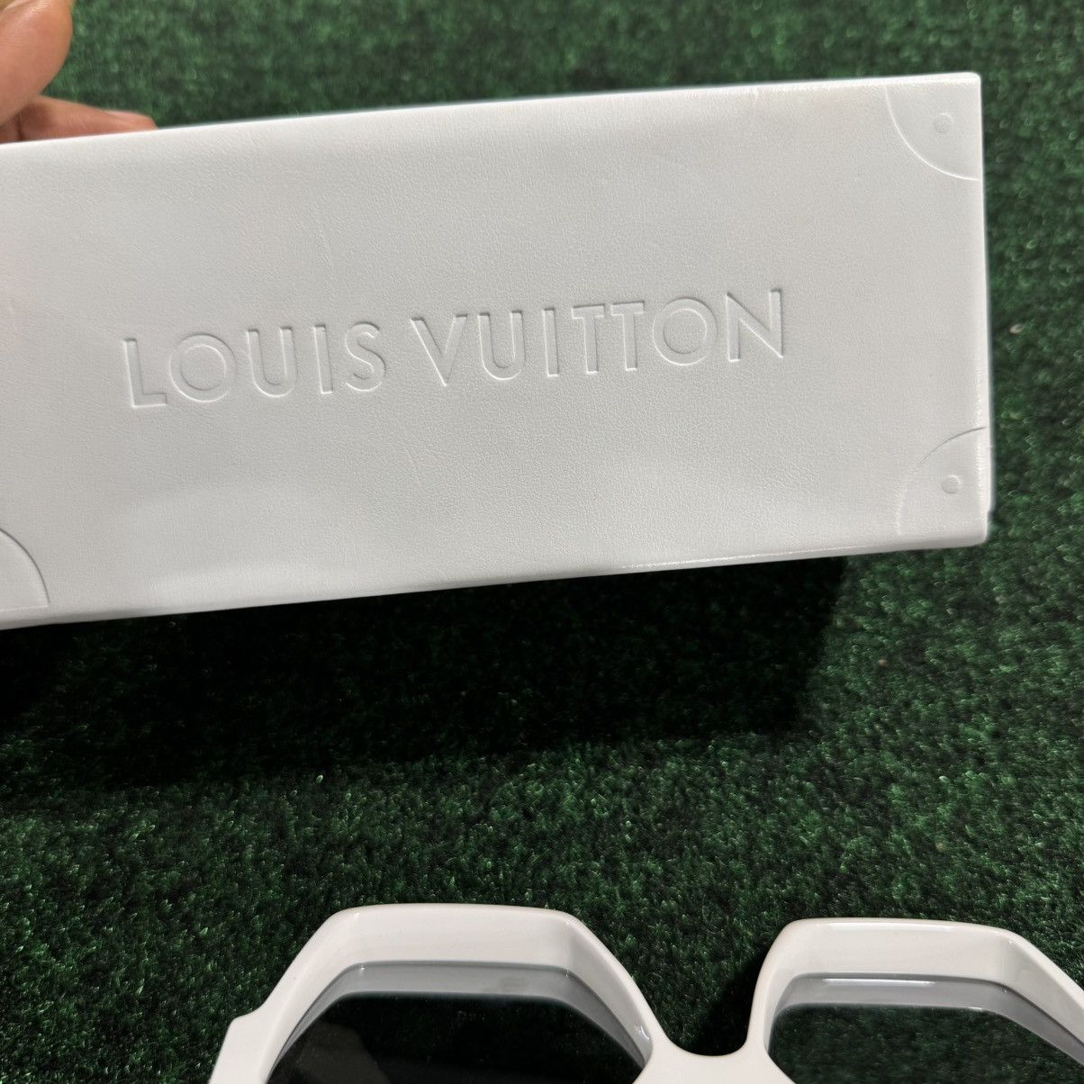 Louis Vuitton Louis Vuitton shades Size ONE SIZE - 4 Thumbnail