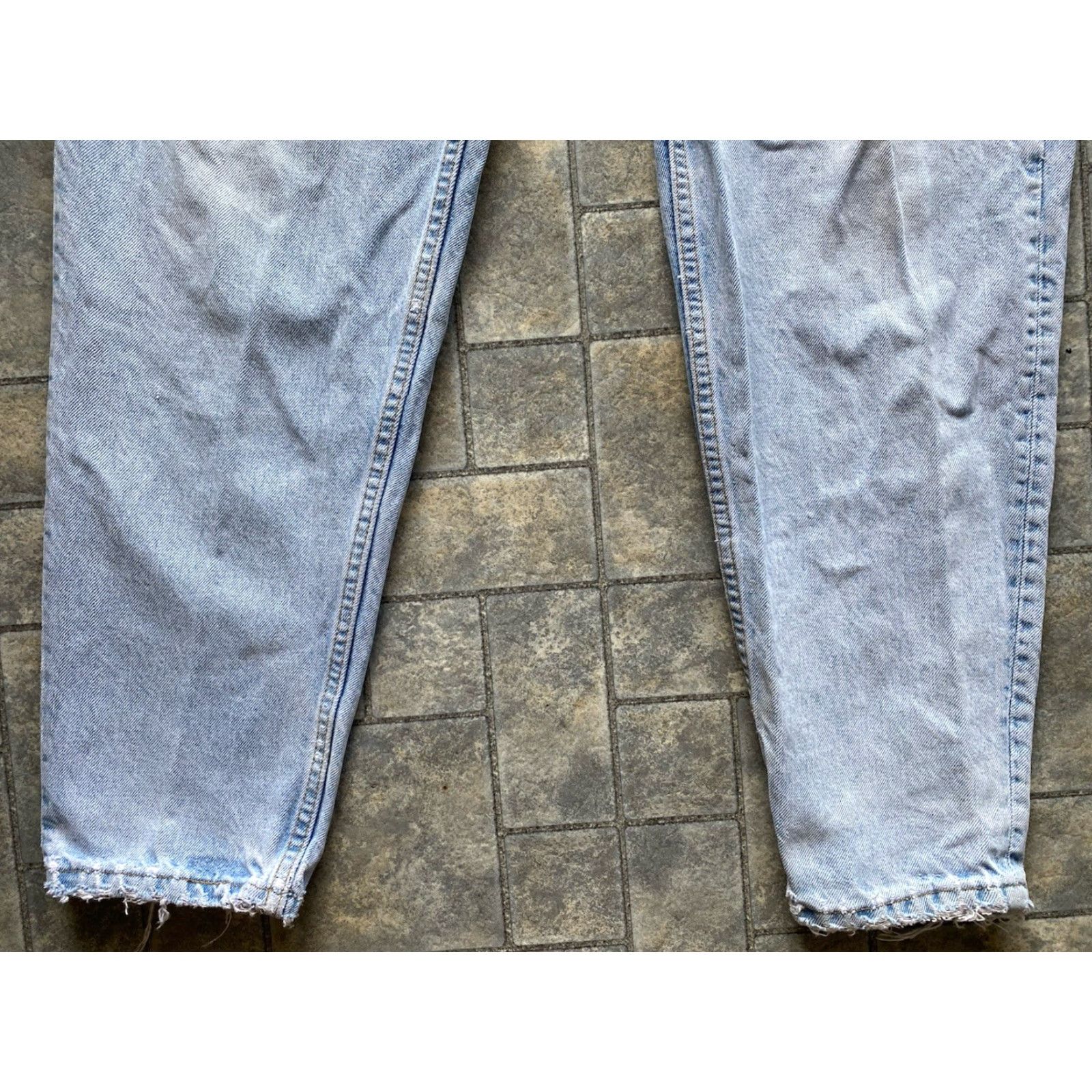 Levi's VINTAGE Levi's 560 Jeans Men 34x36 USA Blue 1994 Flaws Wear Pants - 34x36 Inseam 36 Mens Size US 34 / EU 50 - 4 Thumbnail