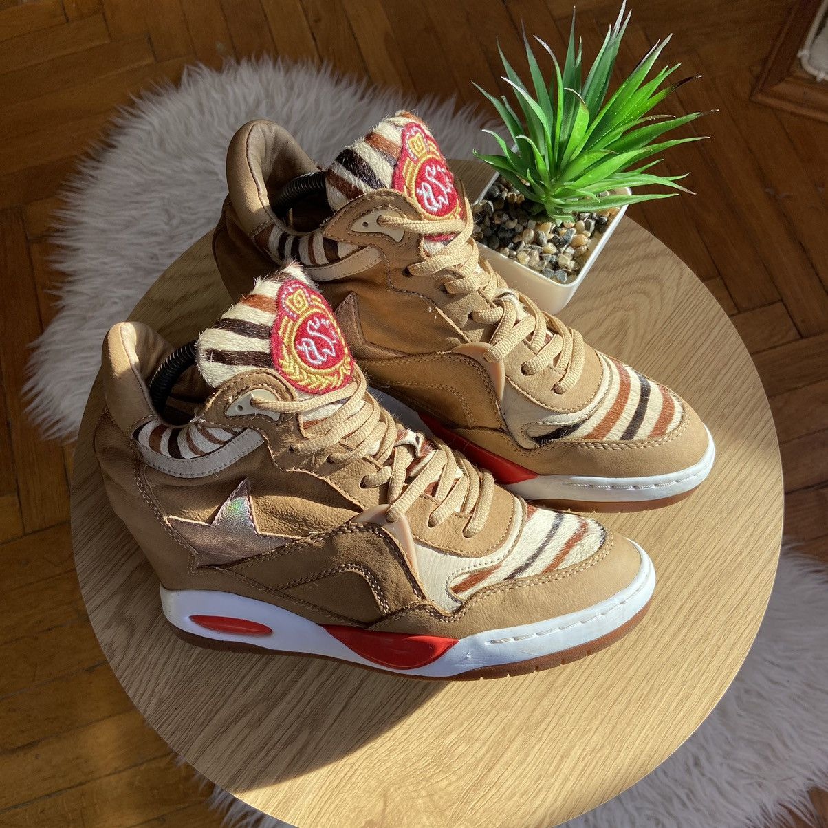Women's Isabel Marant Hi Top Sneakers | Grailed