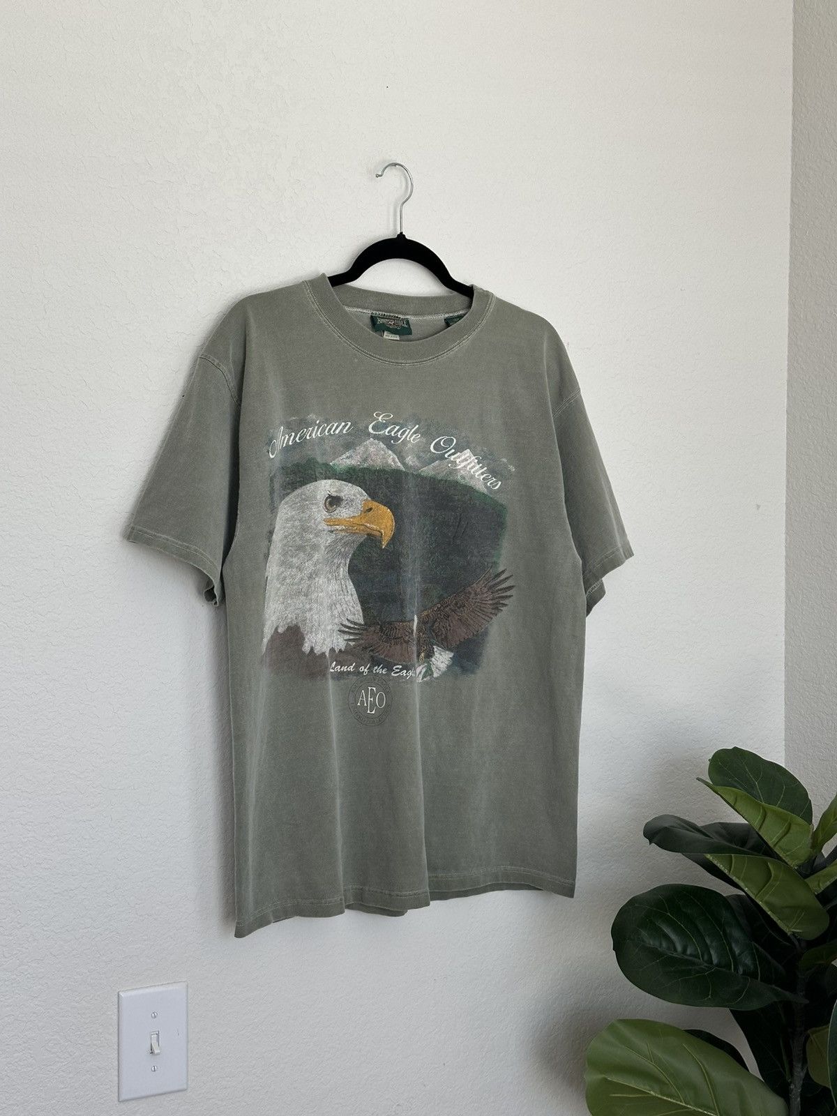 American Eagle Outfitters Vintage 90’s American Eagle Outfitters Graphic Tee USA Made Size US L / EU 52-54 / 3 - 1 Thumbnail