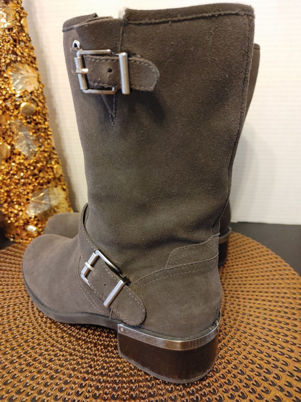 Vince Camuto Vince Camuto Whyla Suede Booties Size 7.5 Size US 7.5 / IT 37.5 - 4 Thumbnail