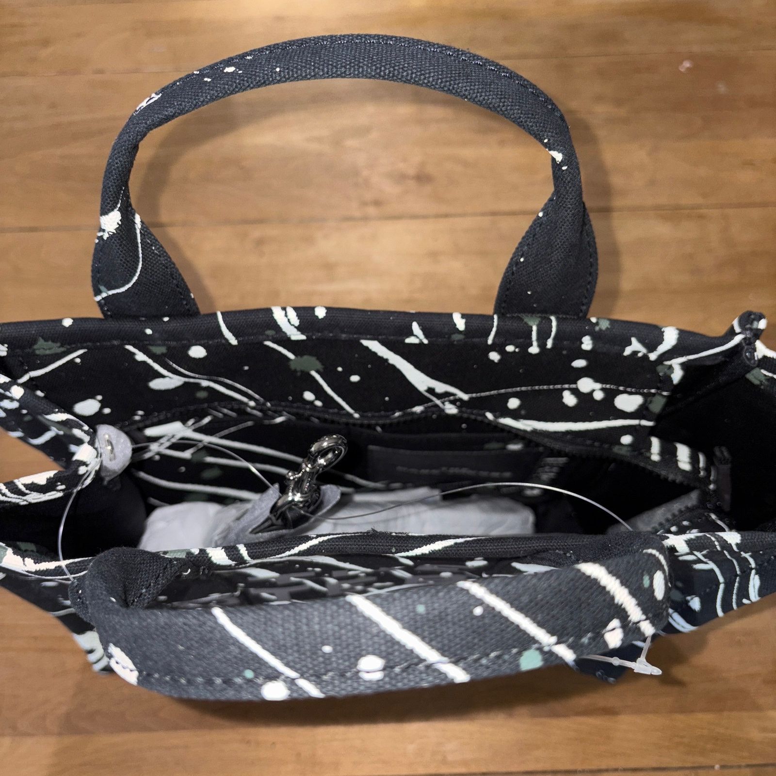 Marc Jacobs Marc Jacobs Canvas Splatter Medium The Tote Bag Black NWT Size ONE SIZE - 3 Thumbnail